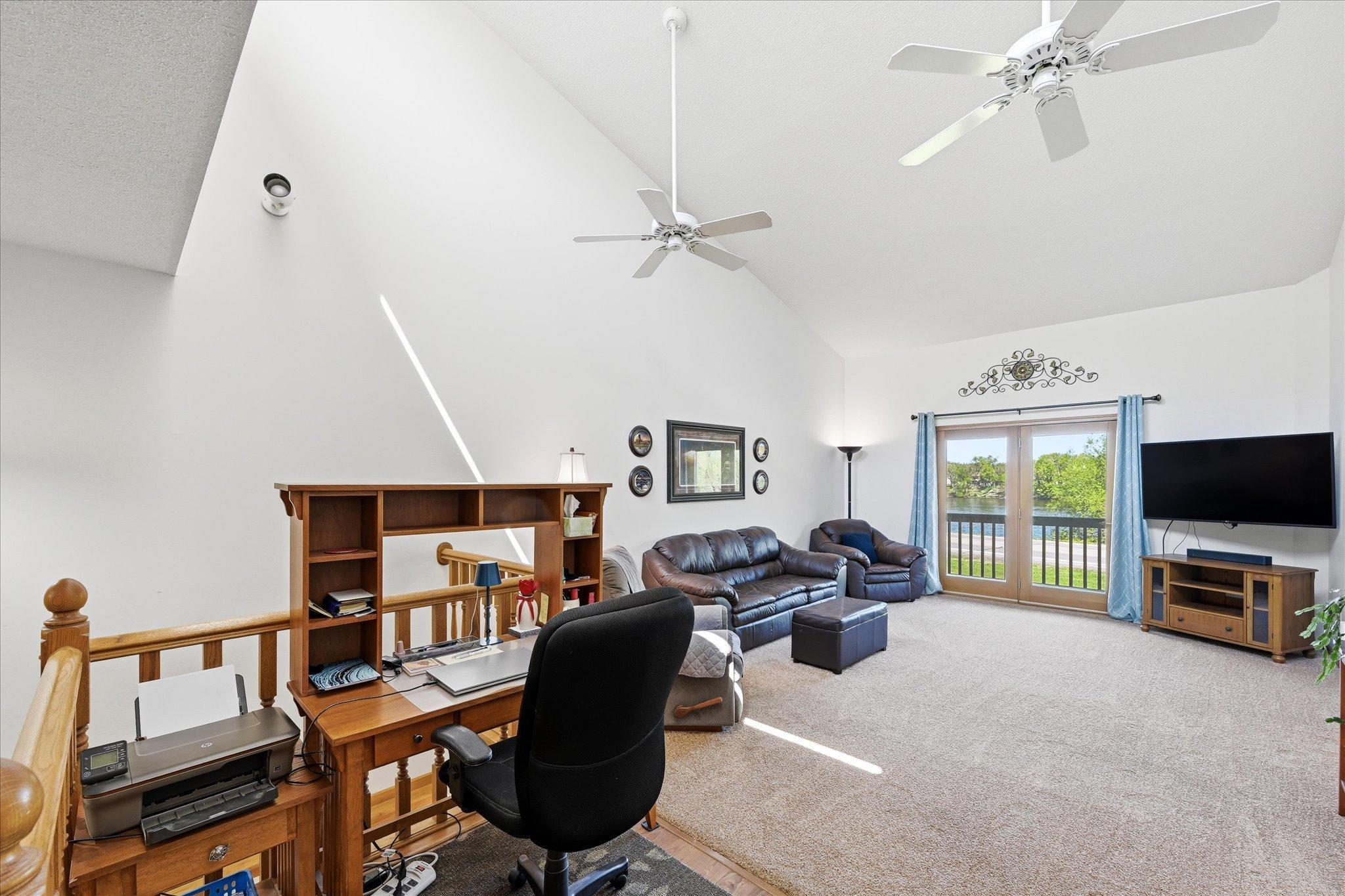 660 Riverview Drive 560 Property Photo 18