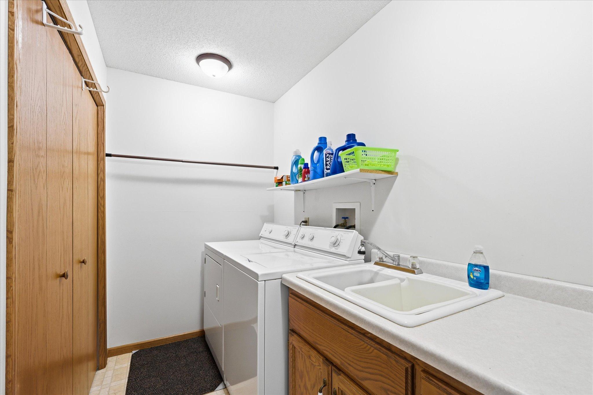 660 Riverview Drive 560 Property Photo 24