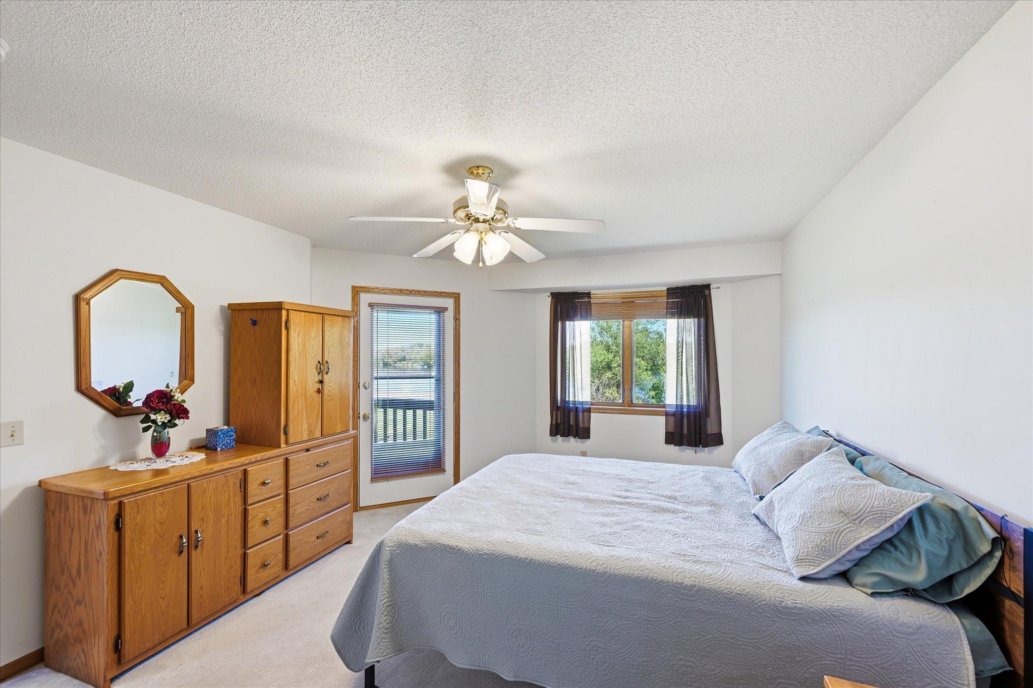 660 Riverview Drive 560 Property Photo 25