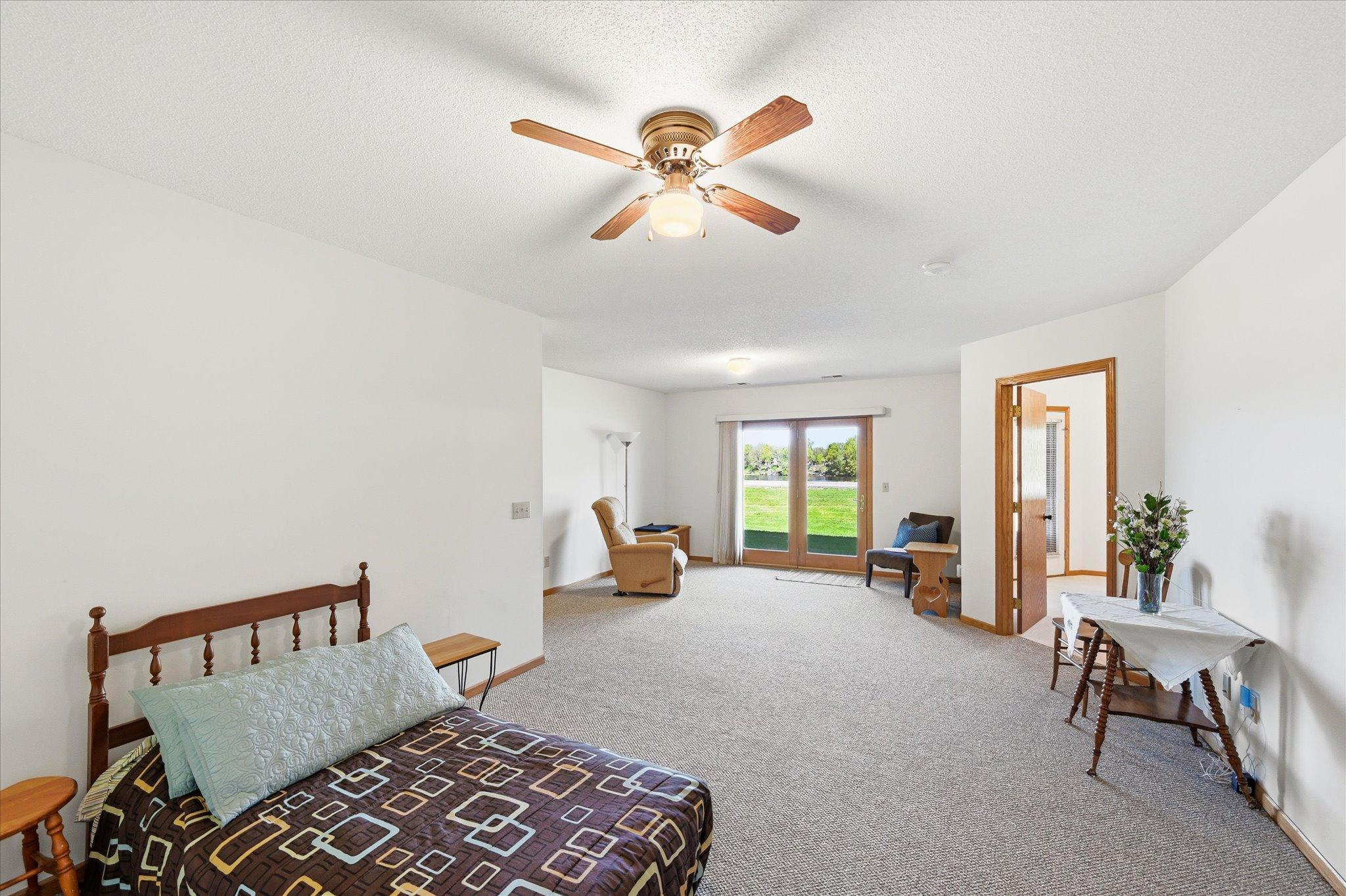 660 Riverview Drive 560 Property Photo 31