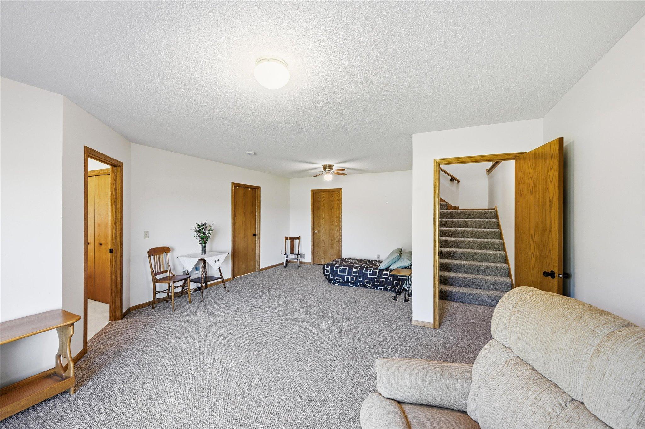 660 Riverview Drive 560 Property Photo 32