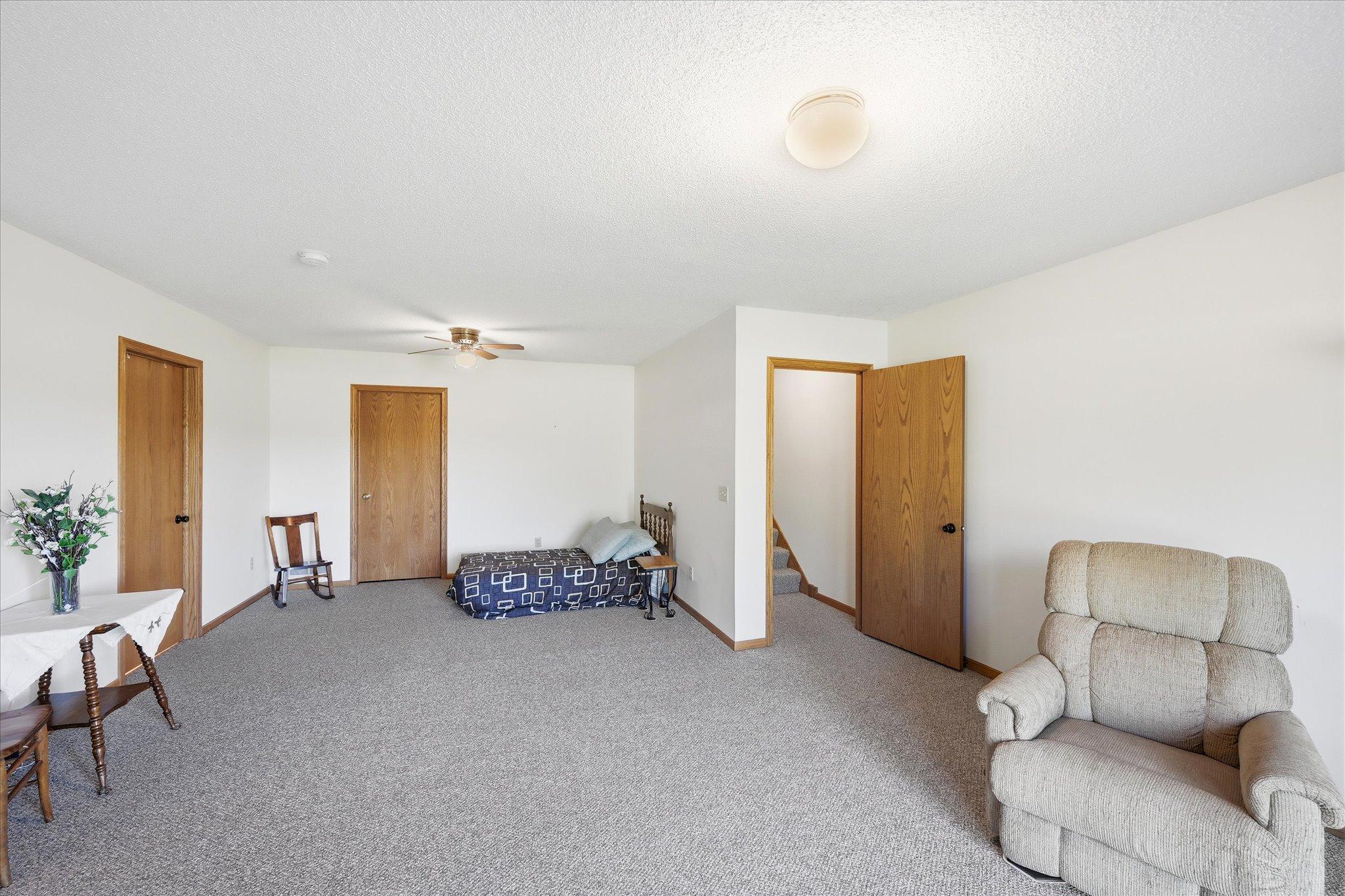 660 Riverview Drive 560 Property Photo 33