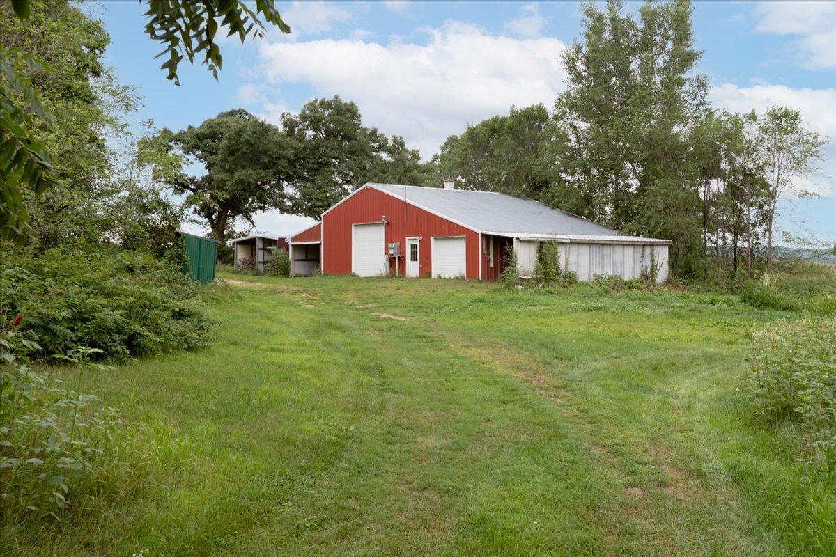 N9912 330th Street Property Photo 44