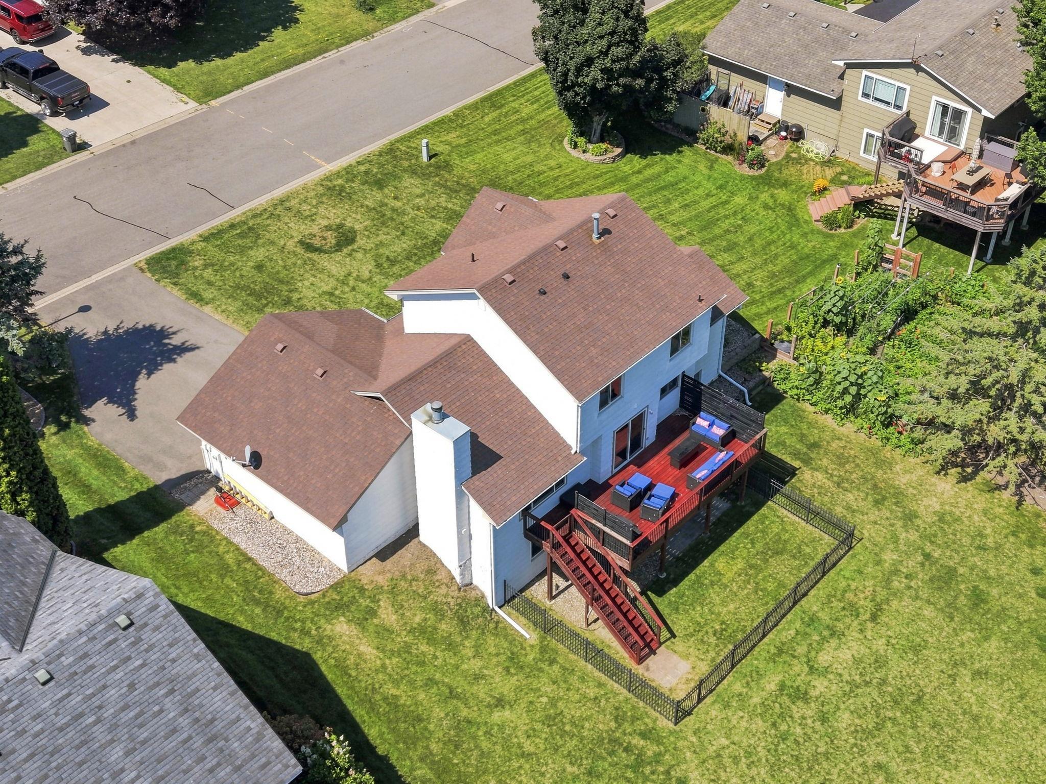 2331 Schoolmaster Drive Property Photo 4