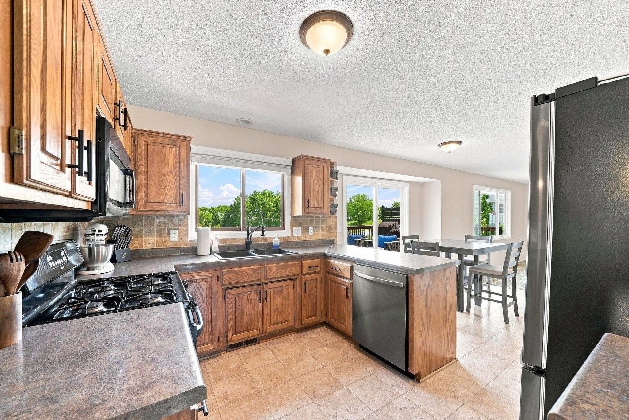 2331 Schoolmaster Drive Property Photo 15