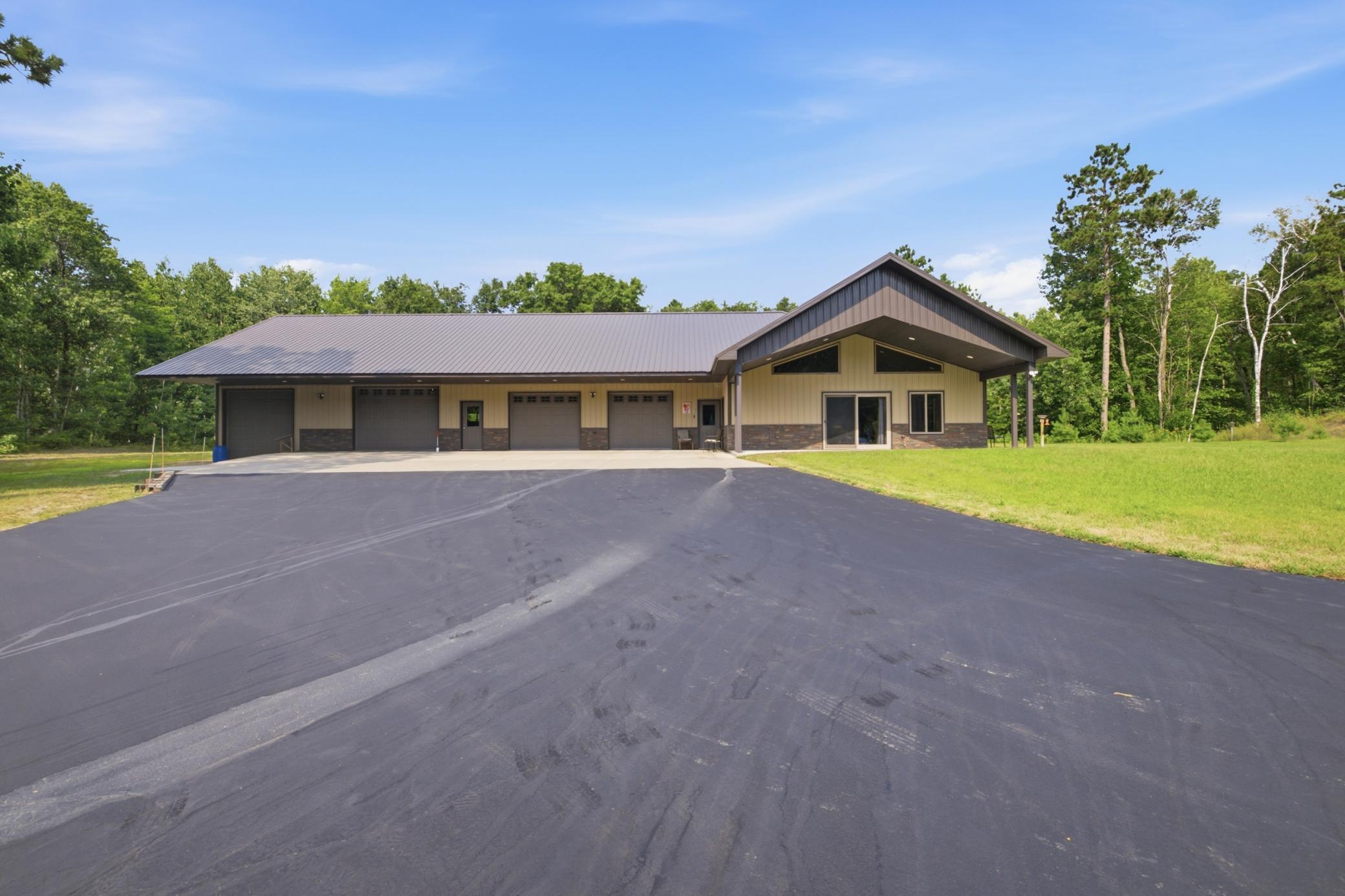 33210 Rolling Oaks Lane Property Photo 2