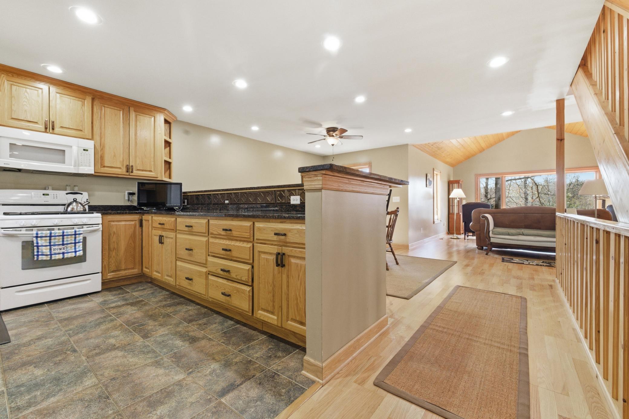 40372 Little Pine River Road Property Photo 11