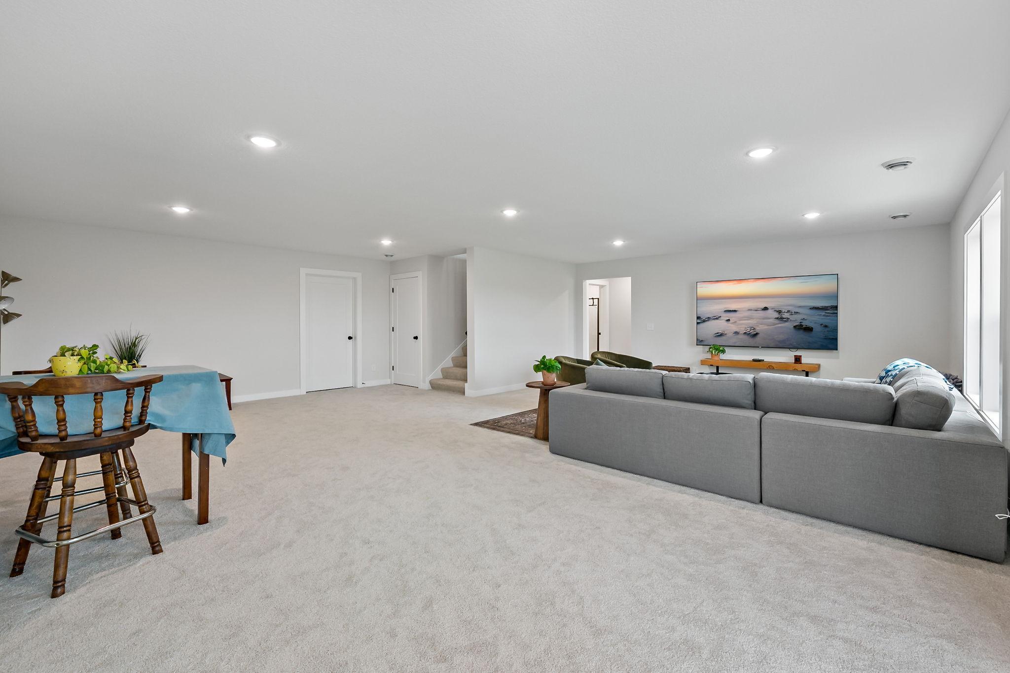 3299 Linden Avenue Court N Property Photo 46