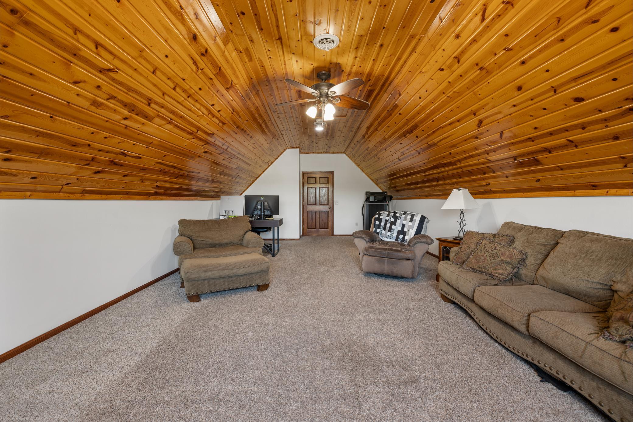 W15852 Sun Meadow Lane Property Photo 45