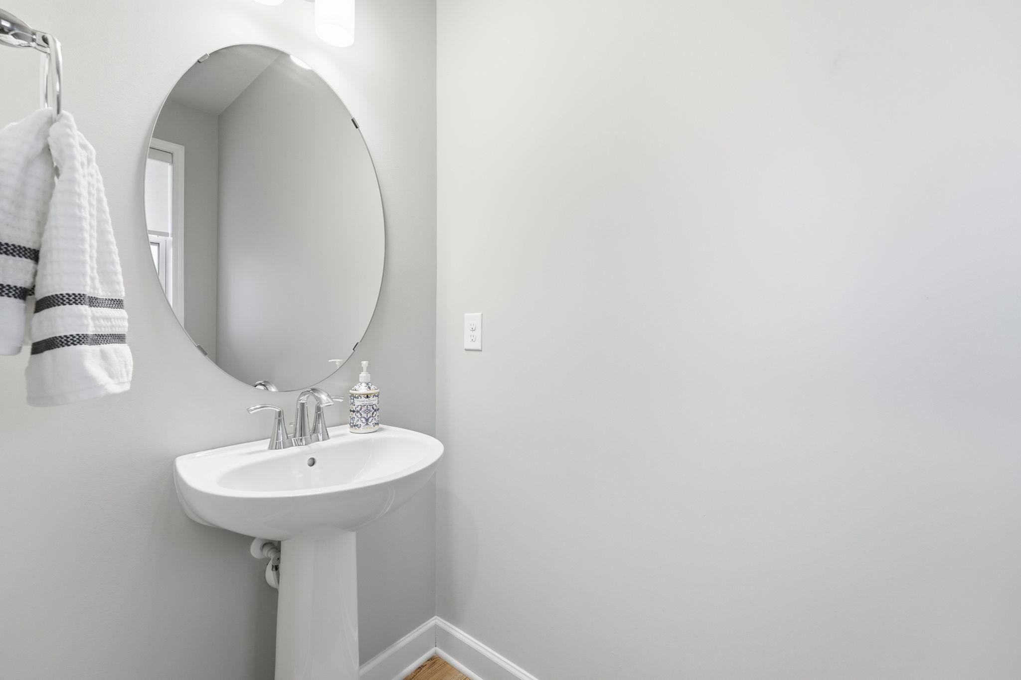 8025 Lander Avenue Ne Property Photo 15