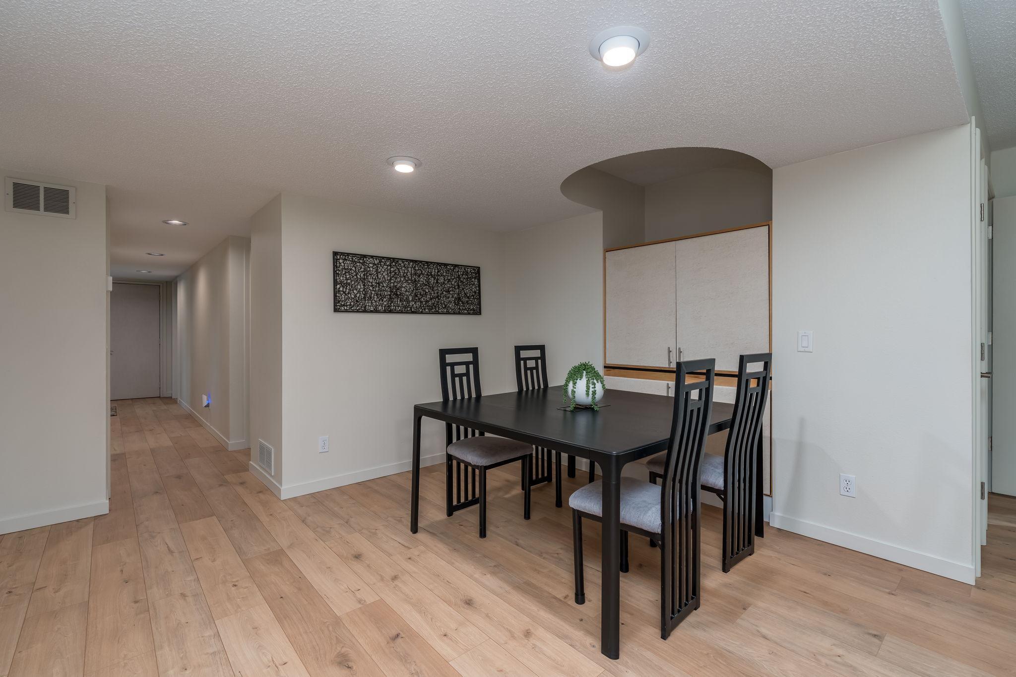 317 Meadow Woods Drive Property Photo 12
