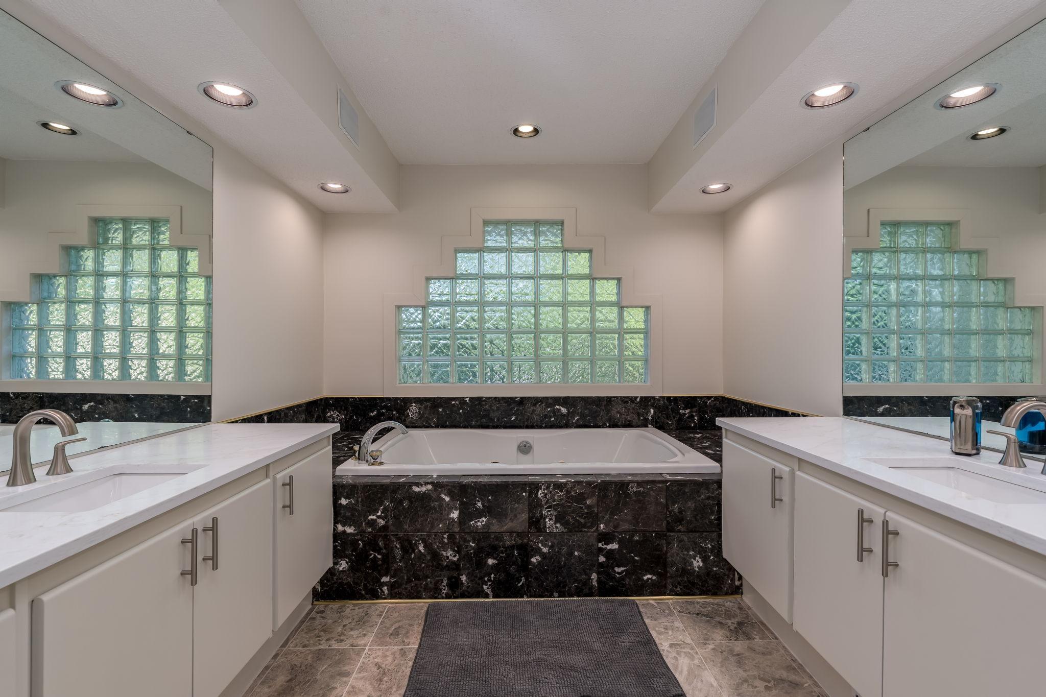 317 Meadow Woods Drive Property Photo 35