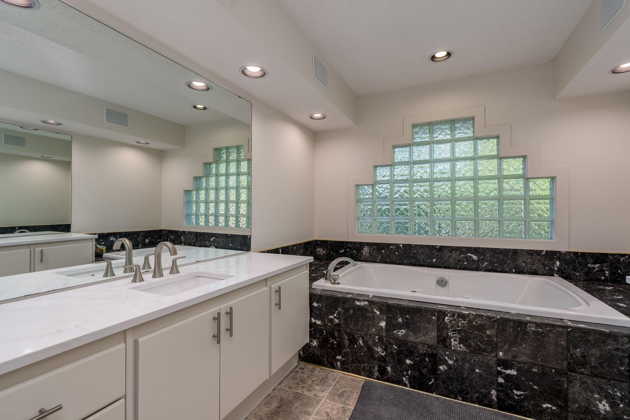 317 Meadow Woods Drive Property Photo 37