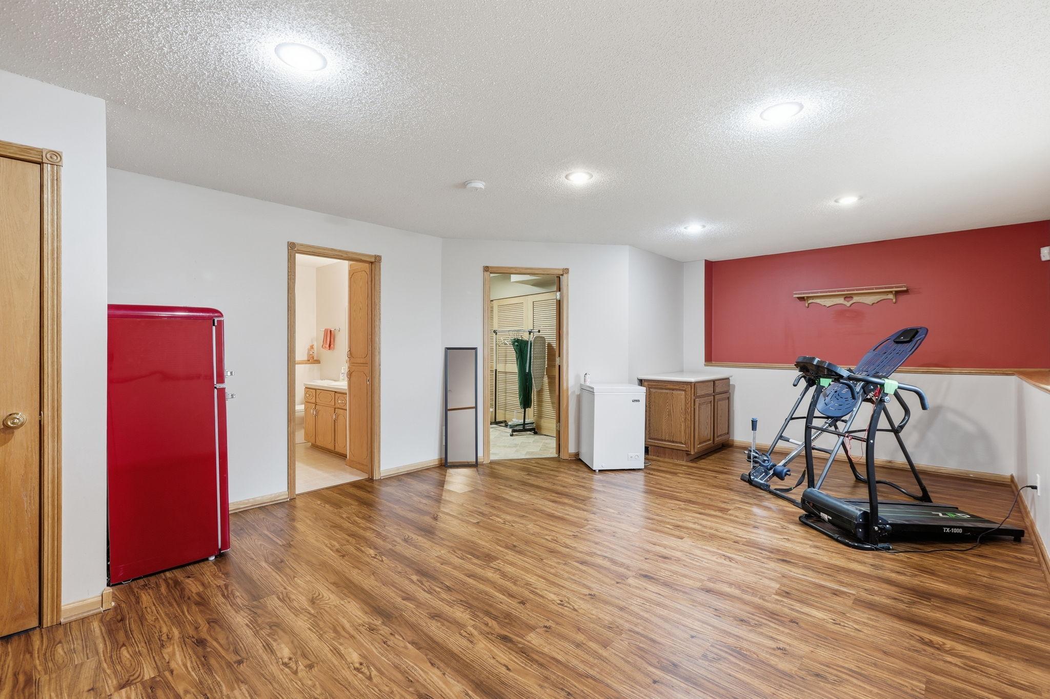 500 Maple Knoll Way Nw Property Photo 6