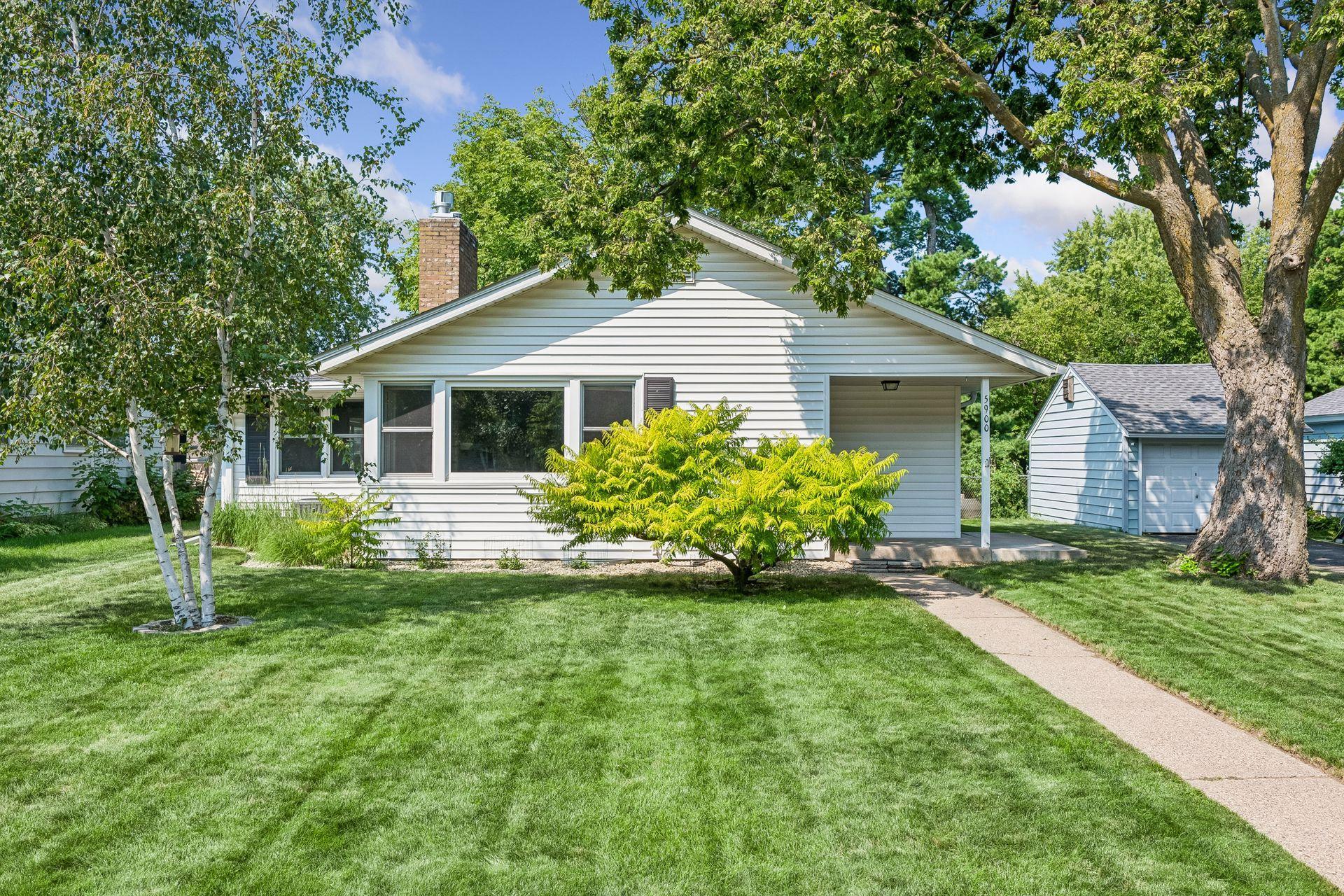 5900 Queen Avenue S Property Photo 1