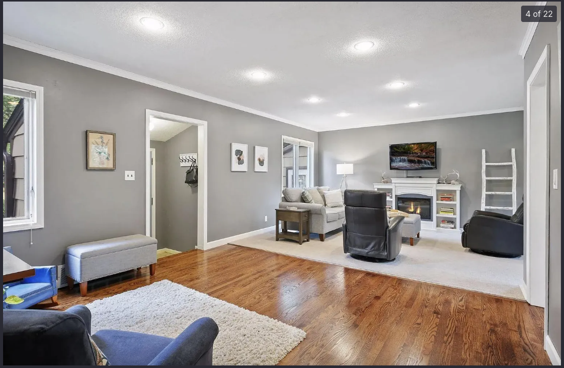 1642 Edgewood Avenue S Property Photo 3