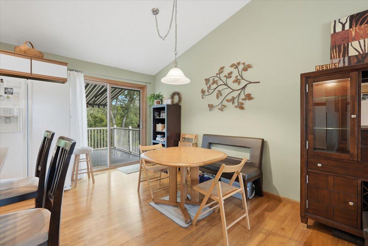 844 Plum Tree Lane Property Photo 6