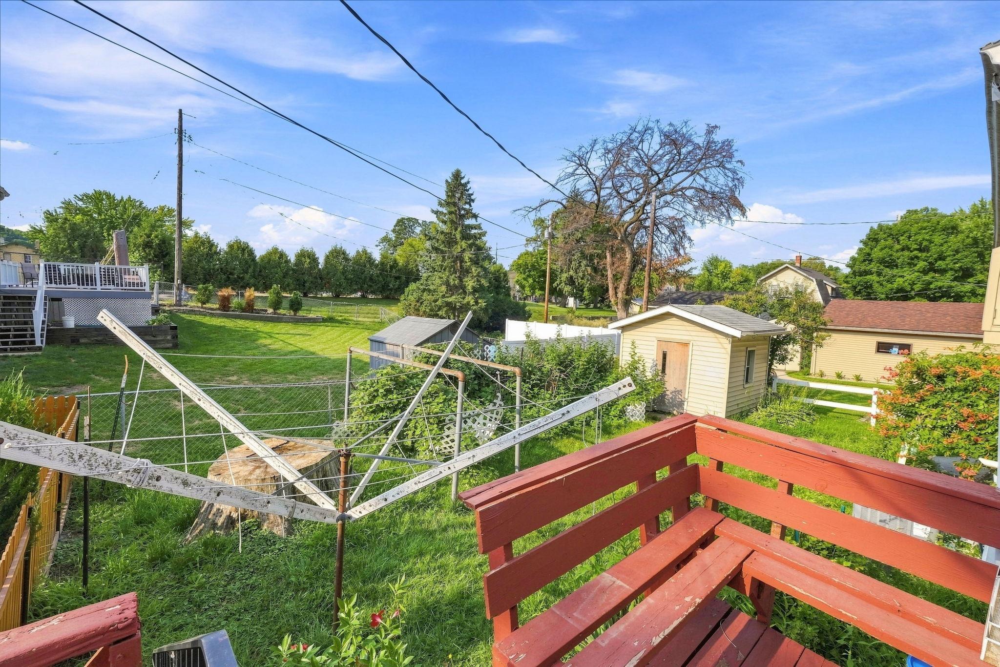212 3rd Street E Property Photo 8