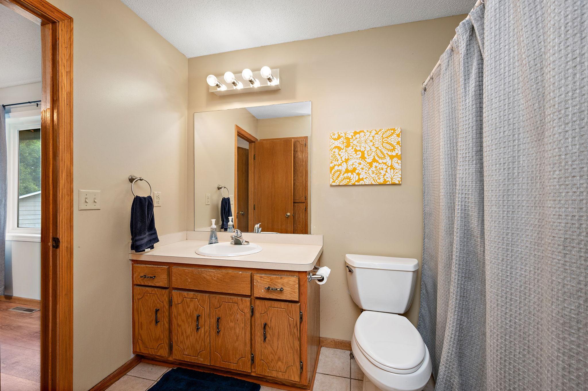 5485 Bunker Lake Boulevard Nw Property Photo 11