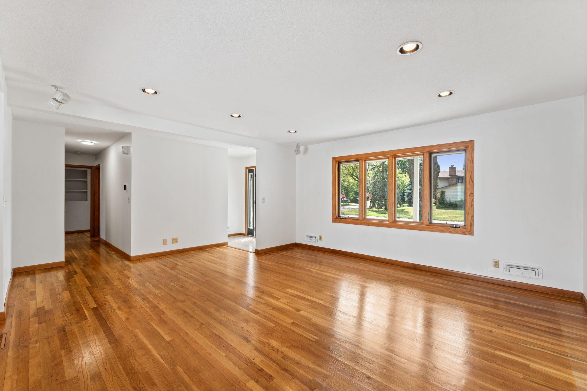14490 Gannon Way Property Photo 6