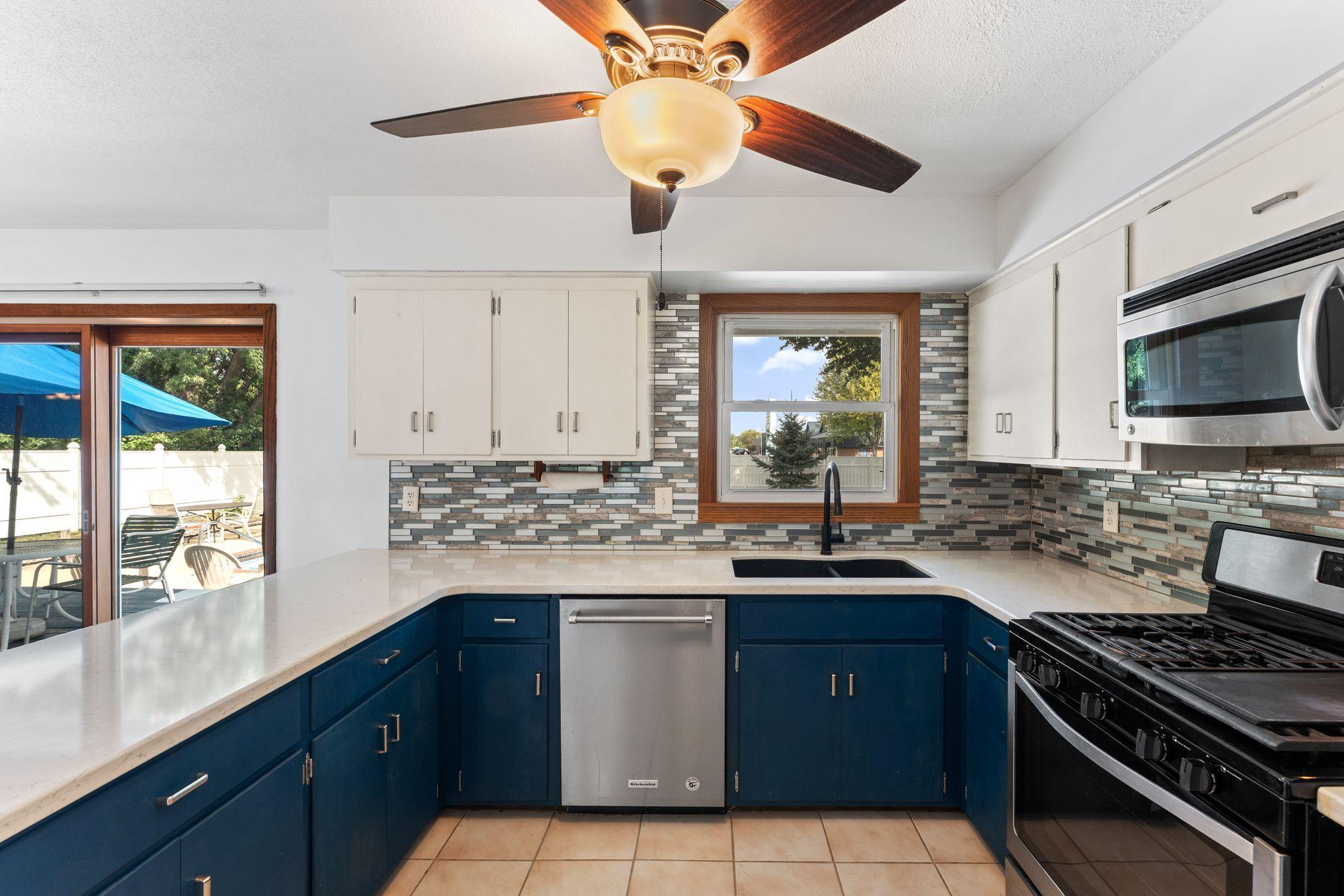 14490 Gannon Way Property Photo 11