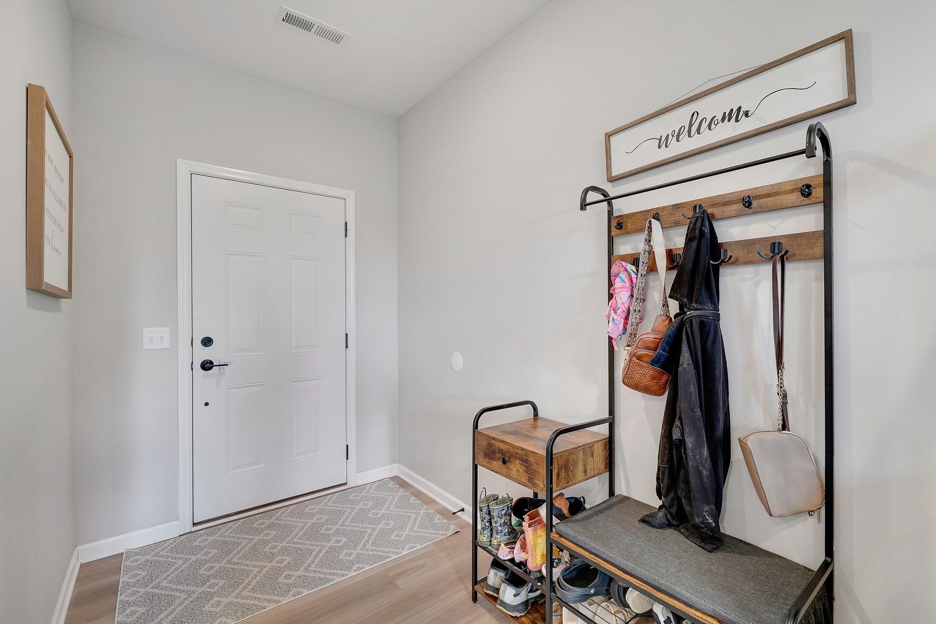 12813 Weber Lane Property Photo 4