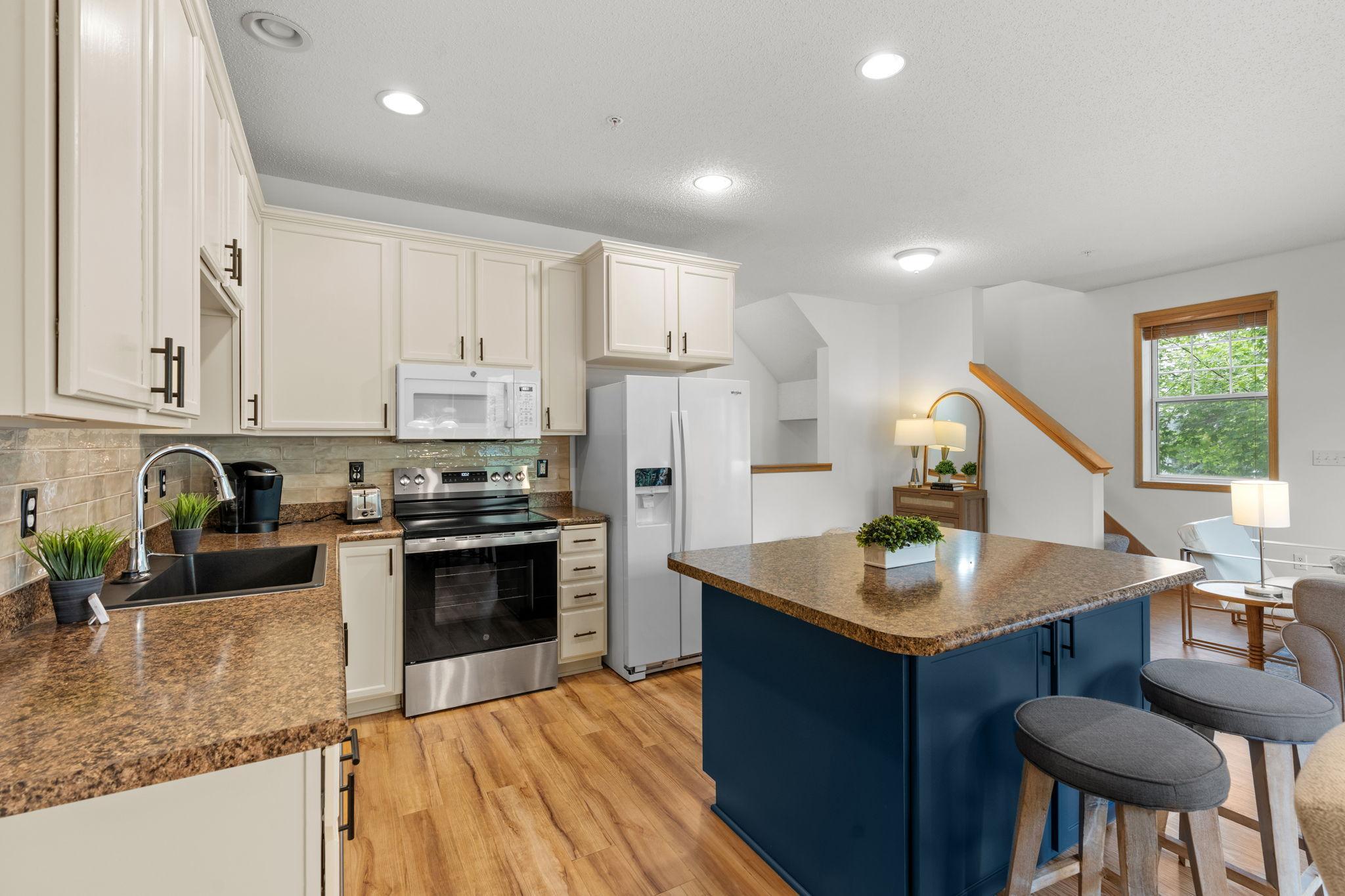 7600 Southridge Court Property Photo 11