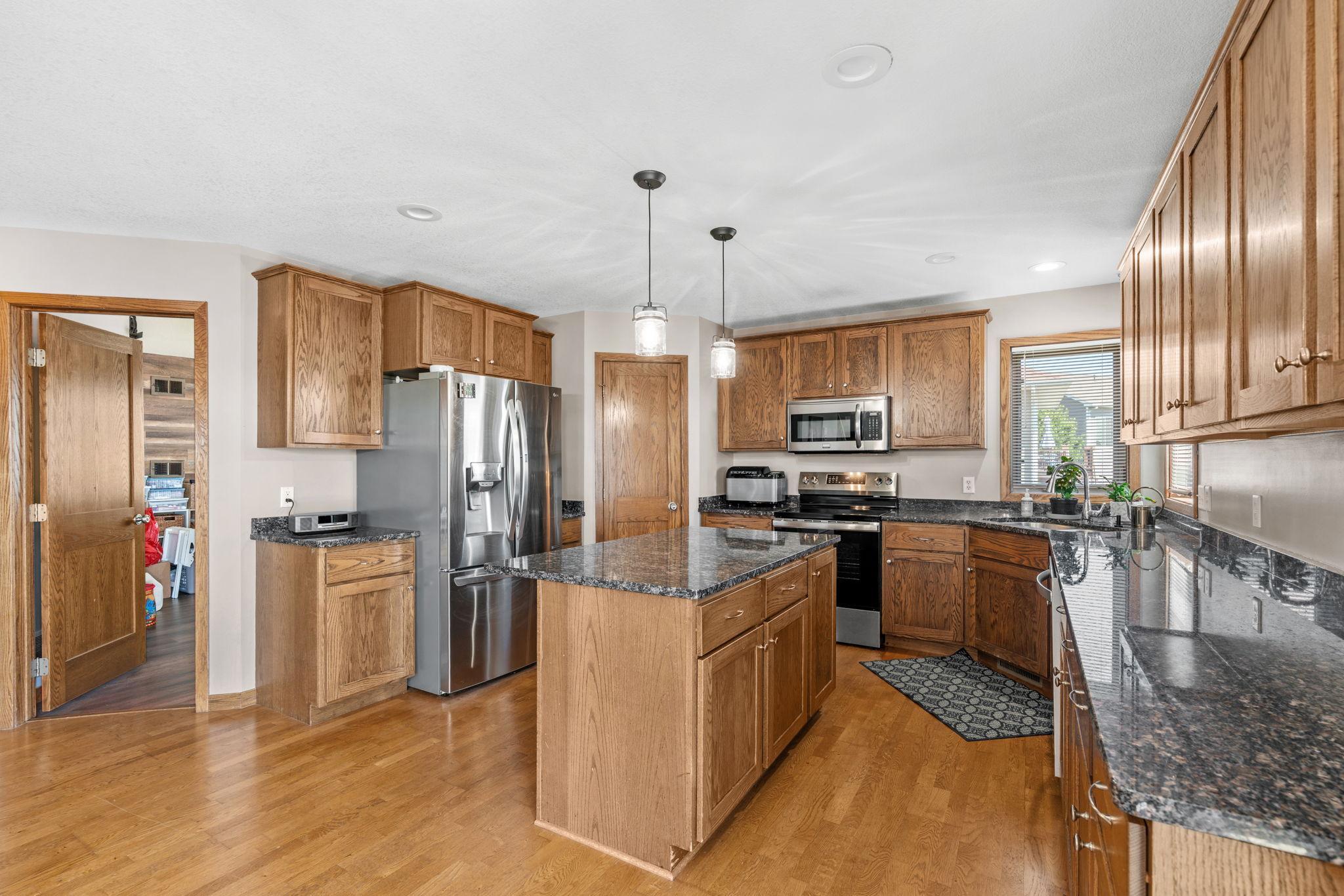 930 Aspen Circle Property Photo 1