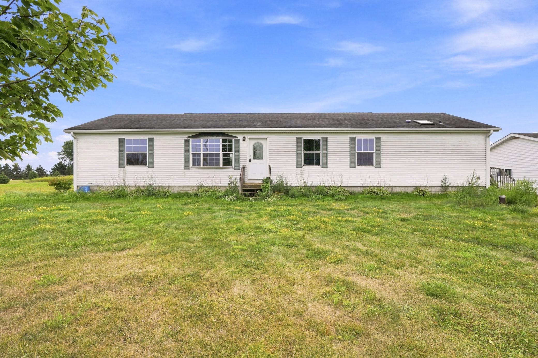 N5831 730th Street Property Photo 1