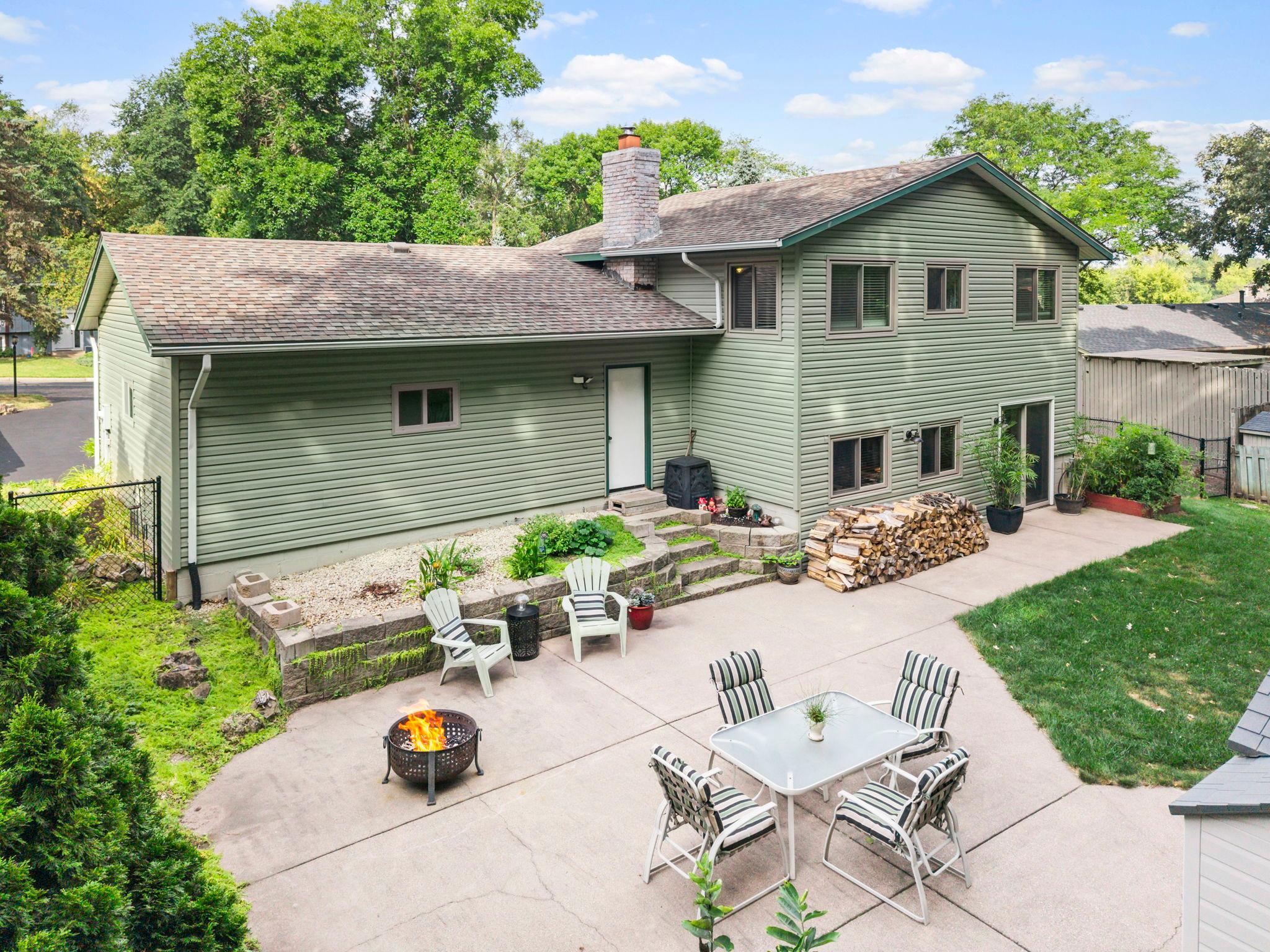 13405 Walnut Drive Property Photo 1