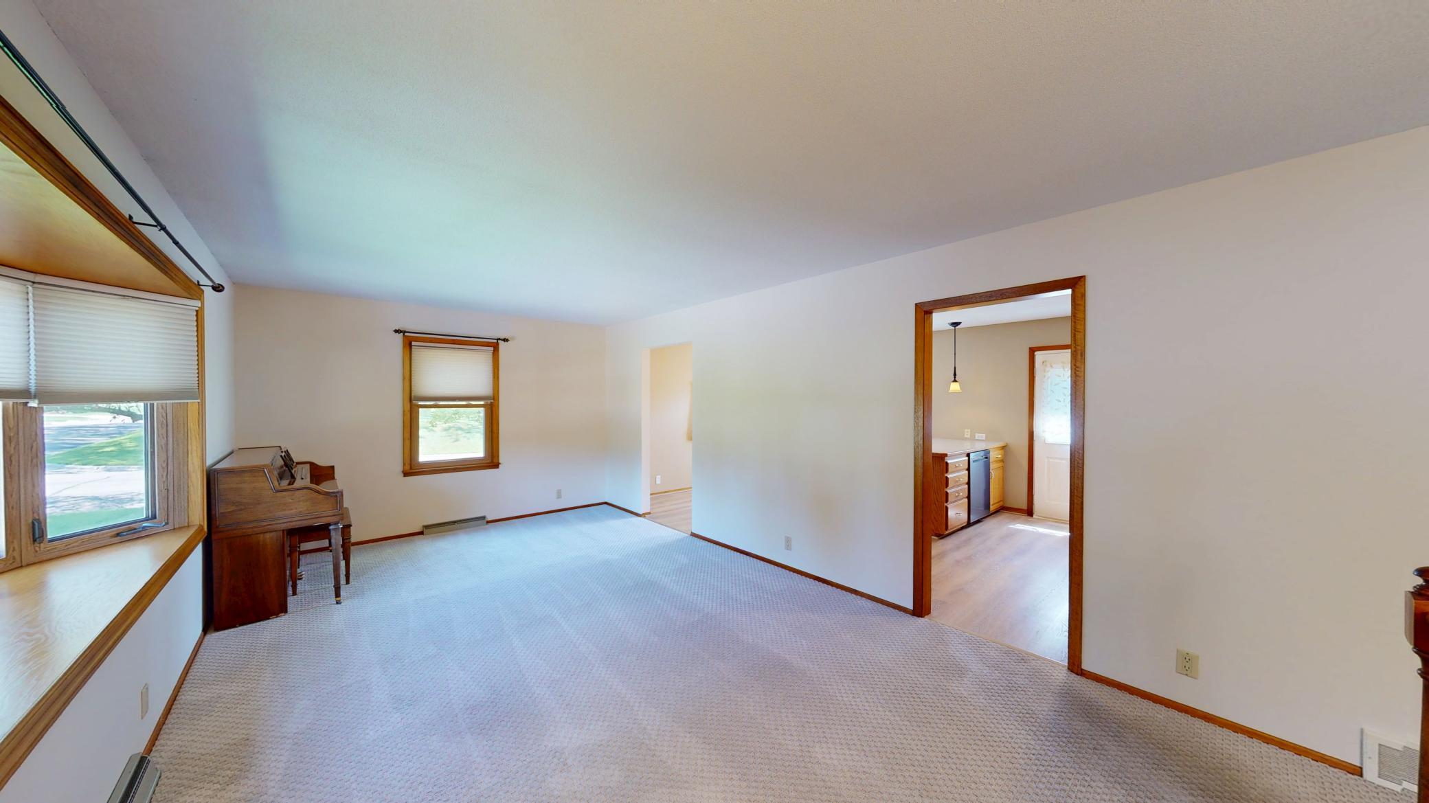 902 3rd Avenue S Property Photo 10
