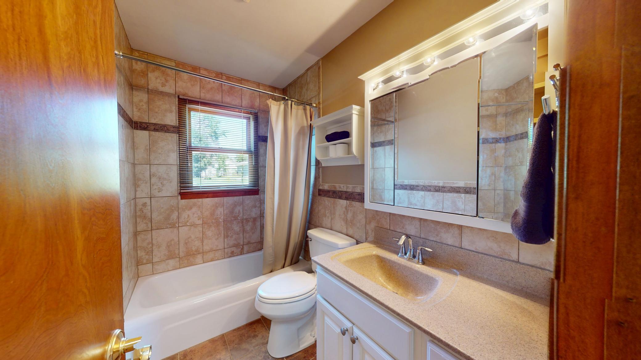 902 3rd Avenue S Property Photo 18