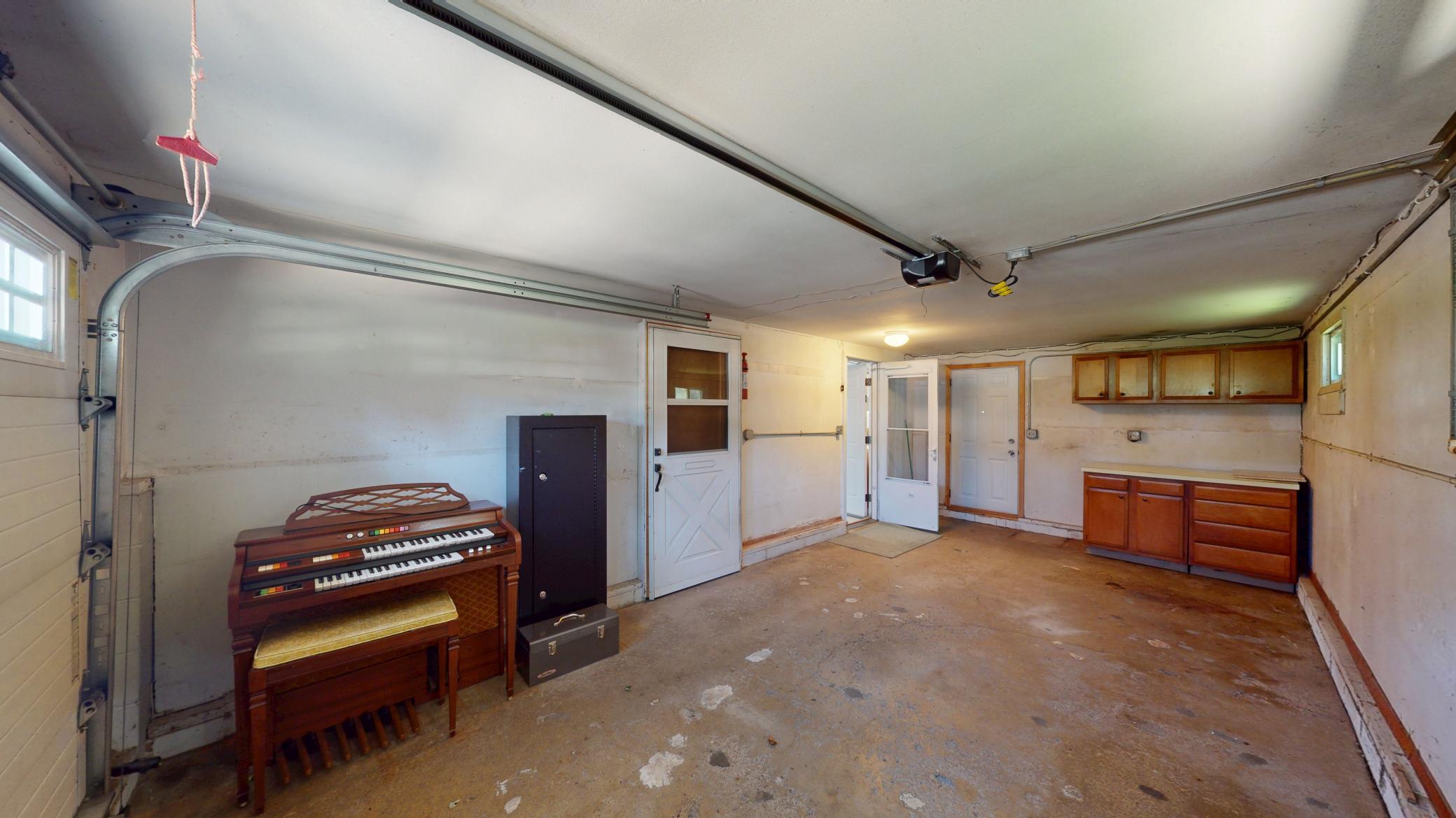 902 3rd Avenue S Property Photo 37