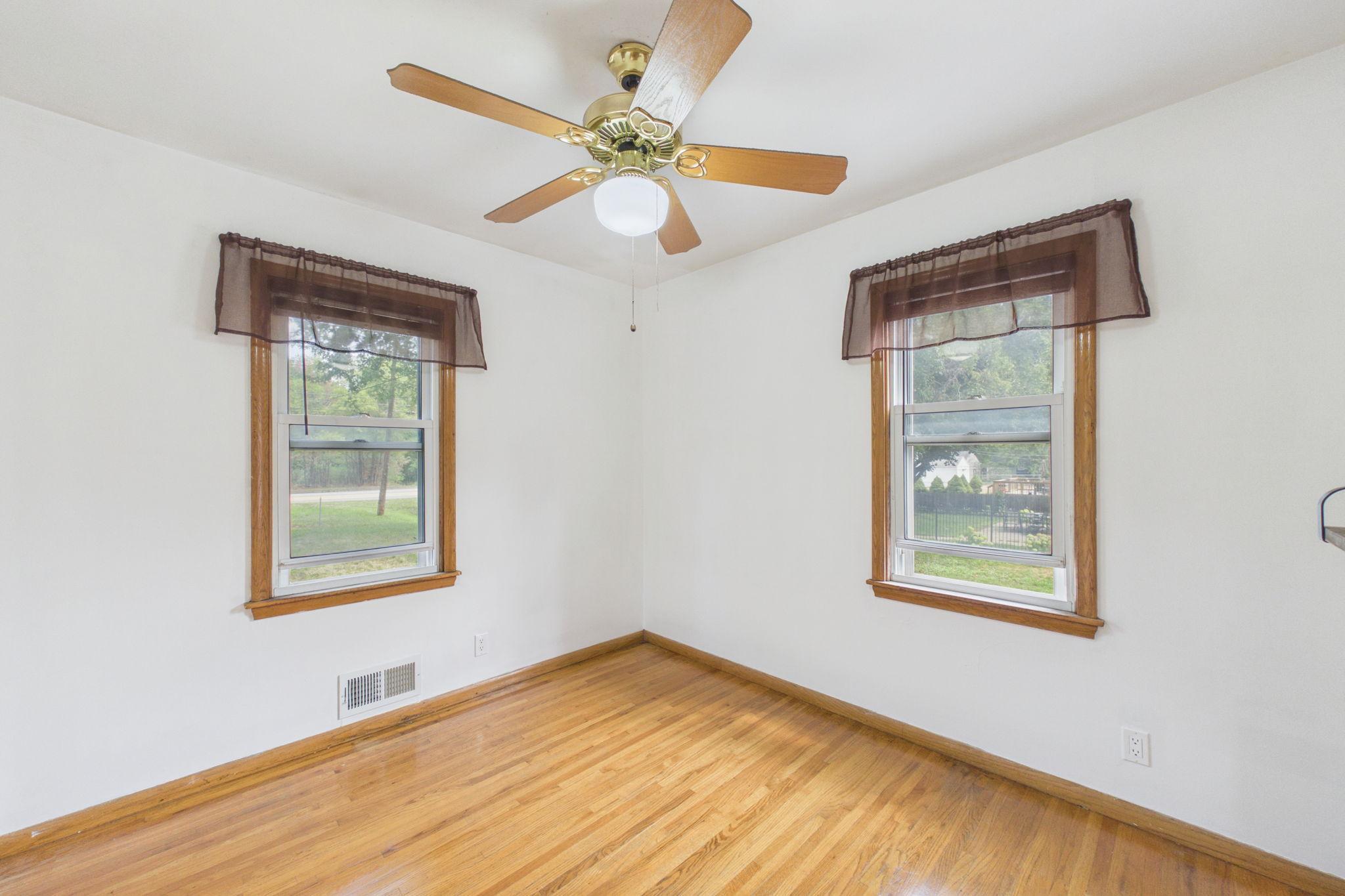 1853 Taylor Avenue Property Photo 9