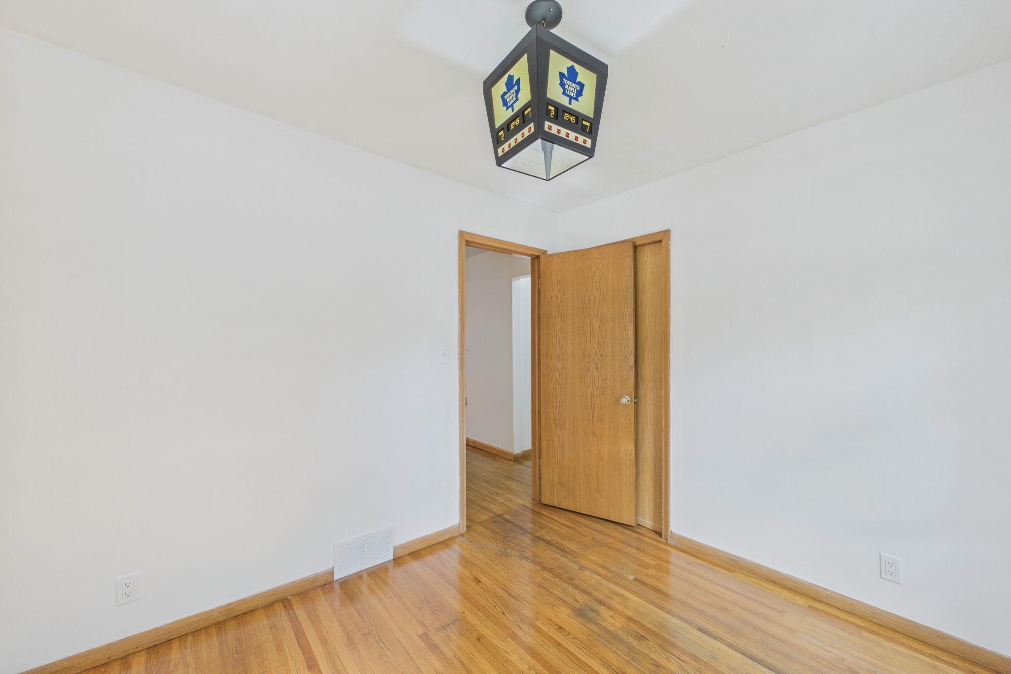 1853 Taylor Avenue Property Photo 10