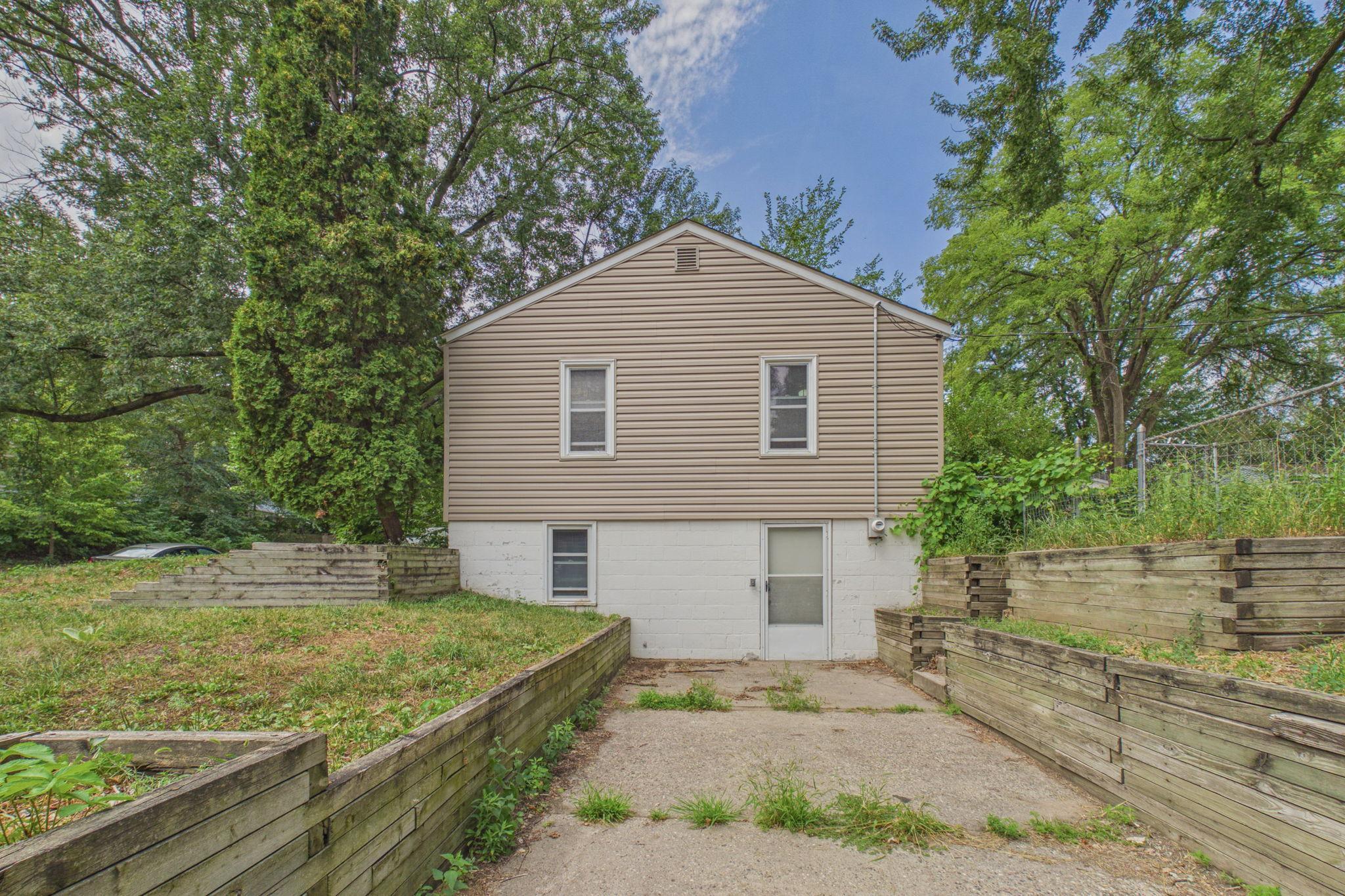 1853 Taylor Avenue Property Photo 13