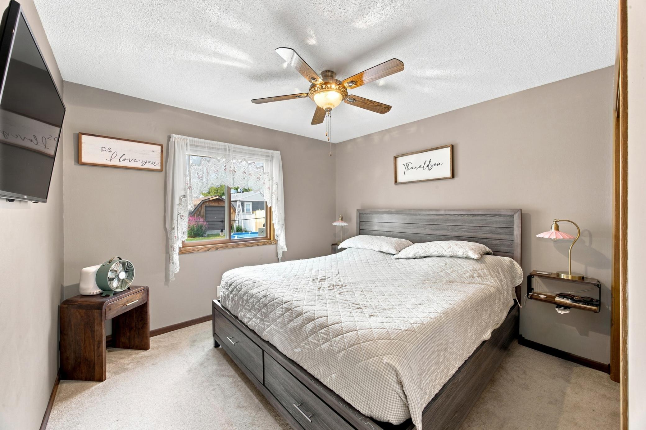 207 7th Avenue E Property Photo 11