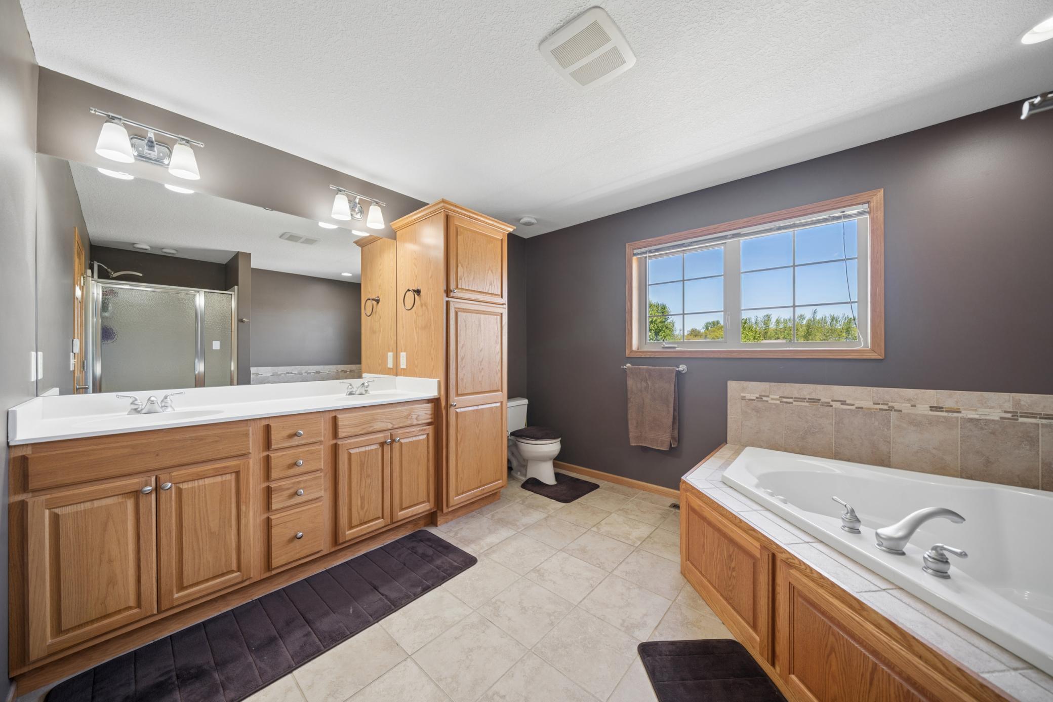 1017 Provence Lane Property Photo 18
