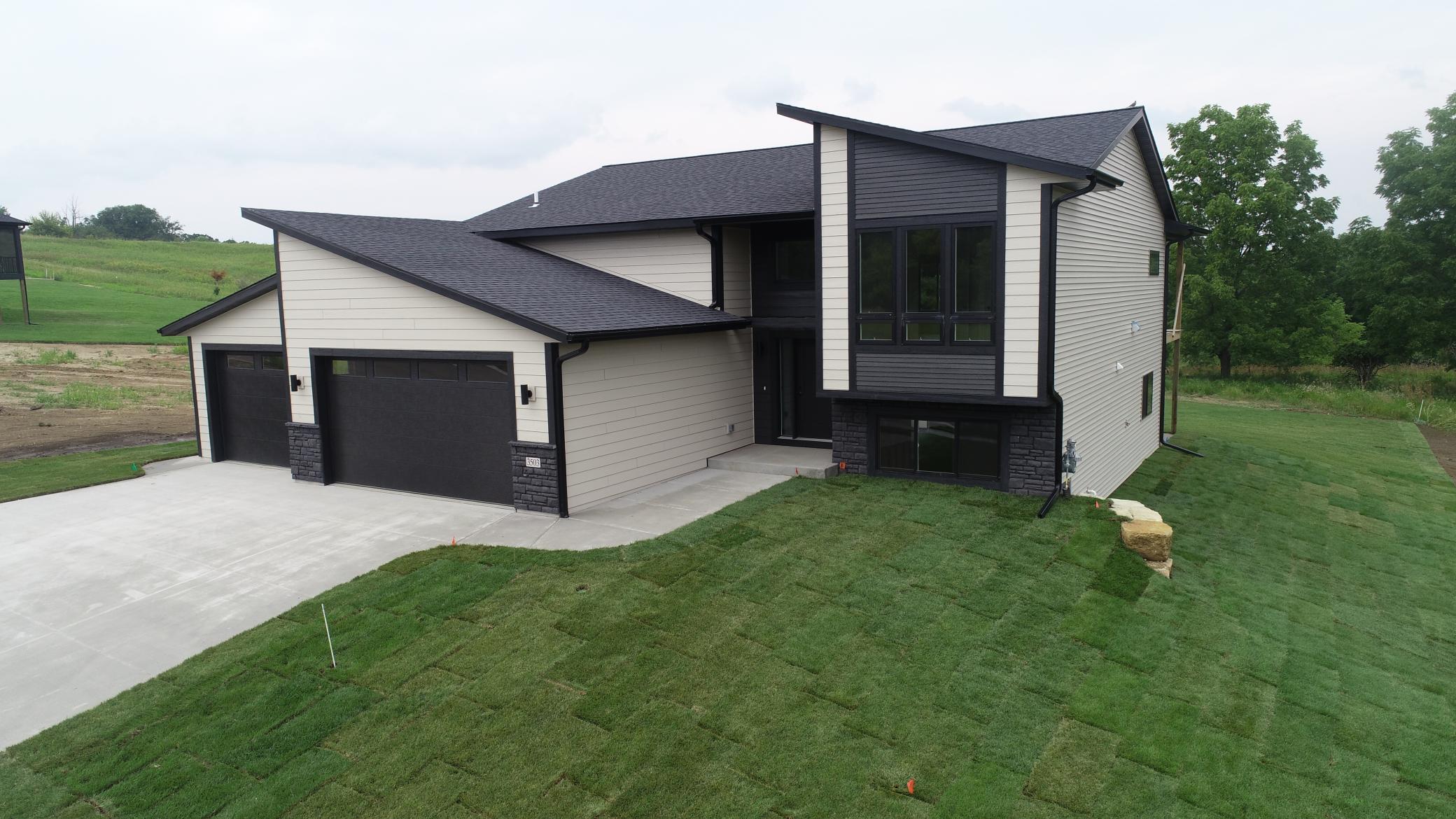 3503 Stonehedge Drive Ne Property Photo 32