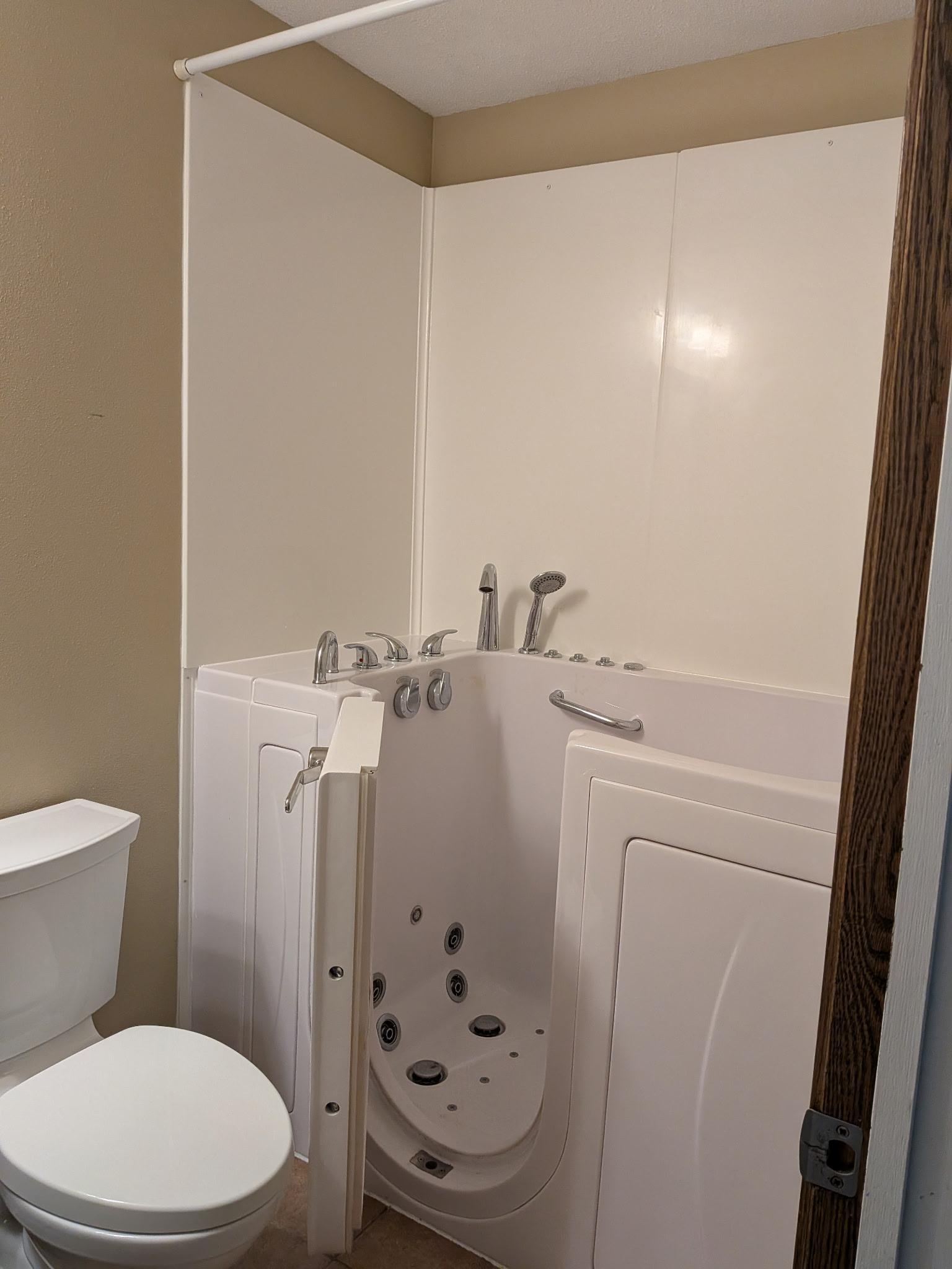 937 Spruce Drive Property Photo 9