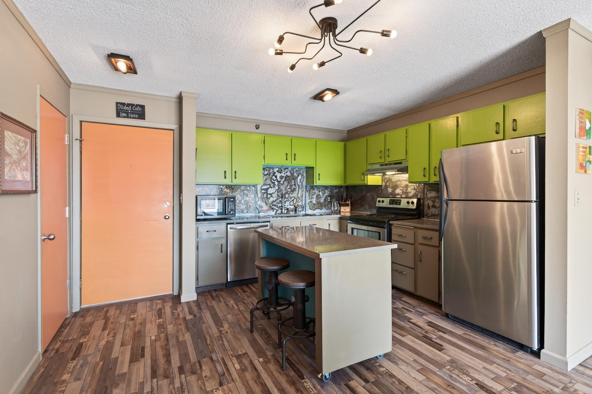 121 Washington Avenue S 1010 Property Photo 6