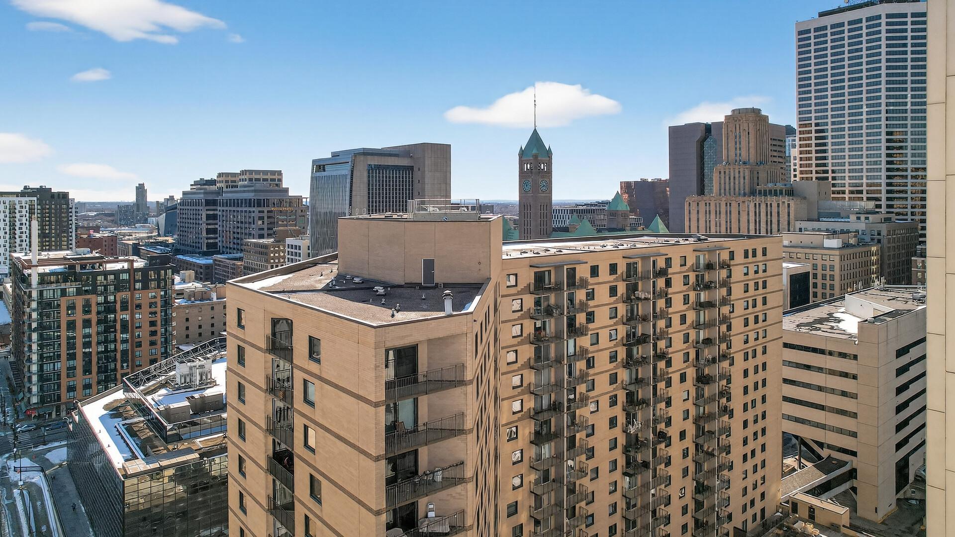 121 Washington Avenue S 1010 Property Photo 53