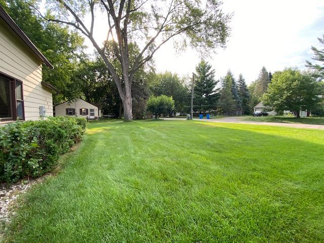 302 4th Street S Property Photo 8