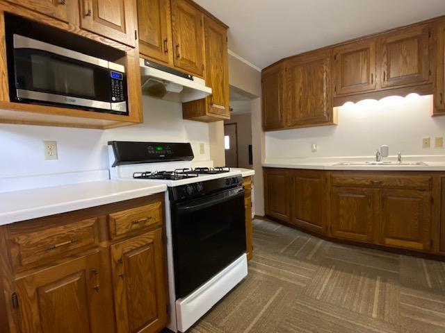 302 4th Street S Property Photo 10