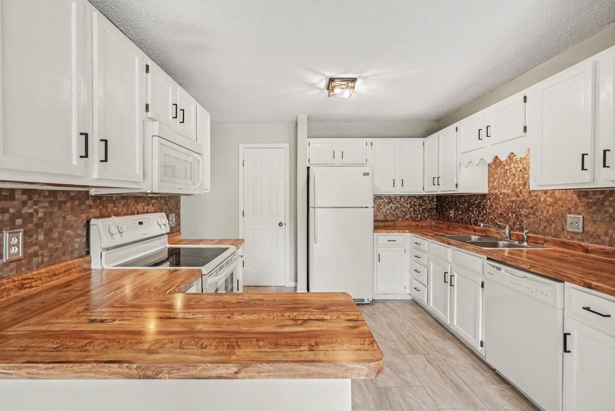 4213 Oakmede Lane 120d Property Photo 14