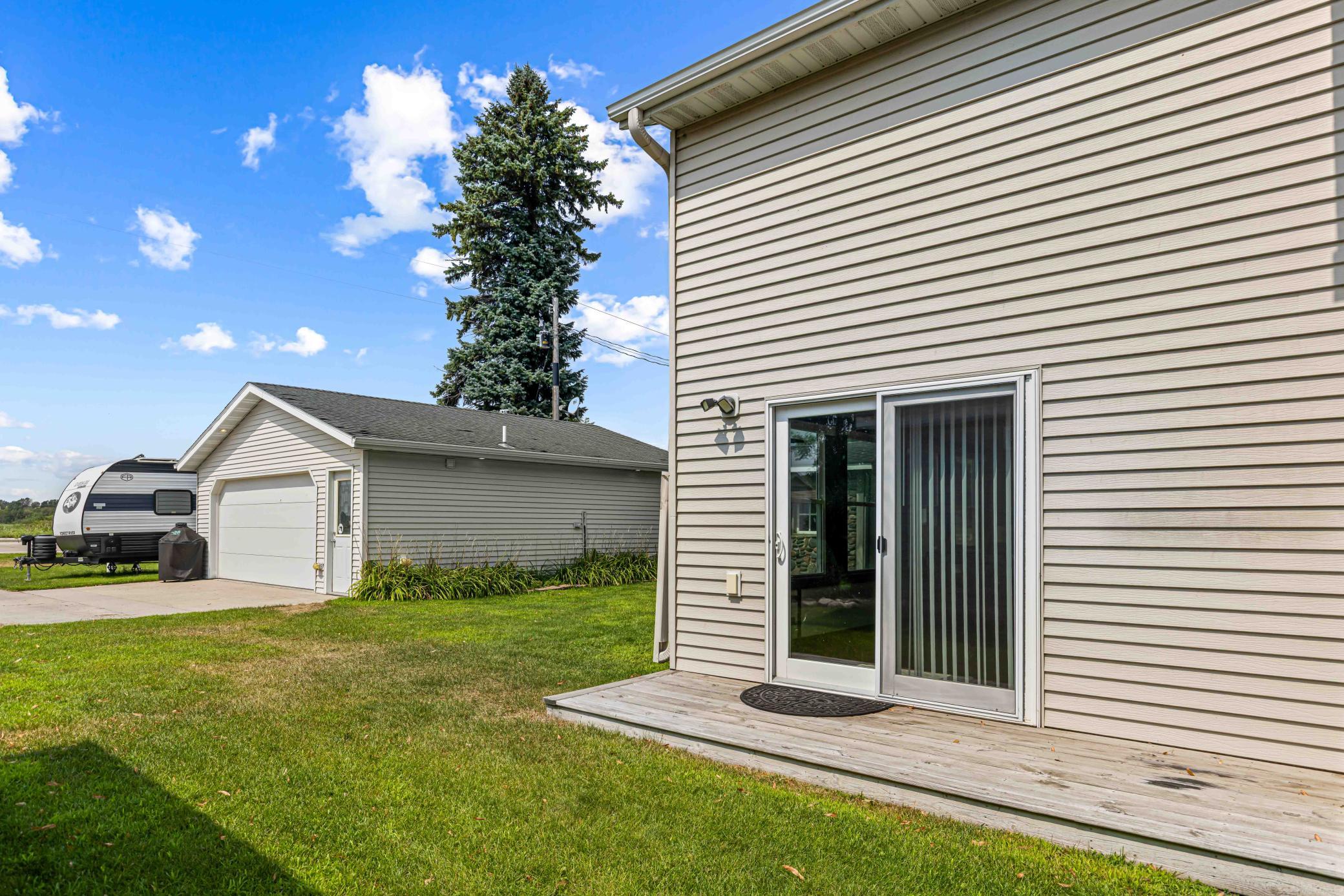 50884 County Highway 9 Property Photo 9
