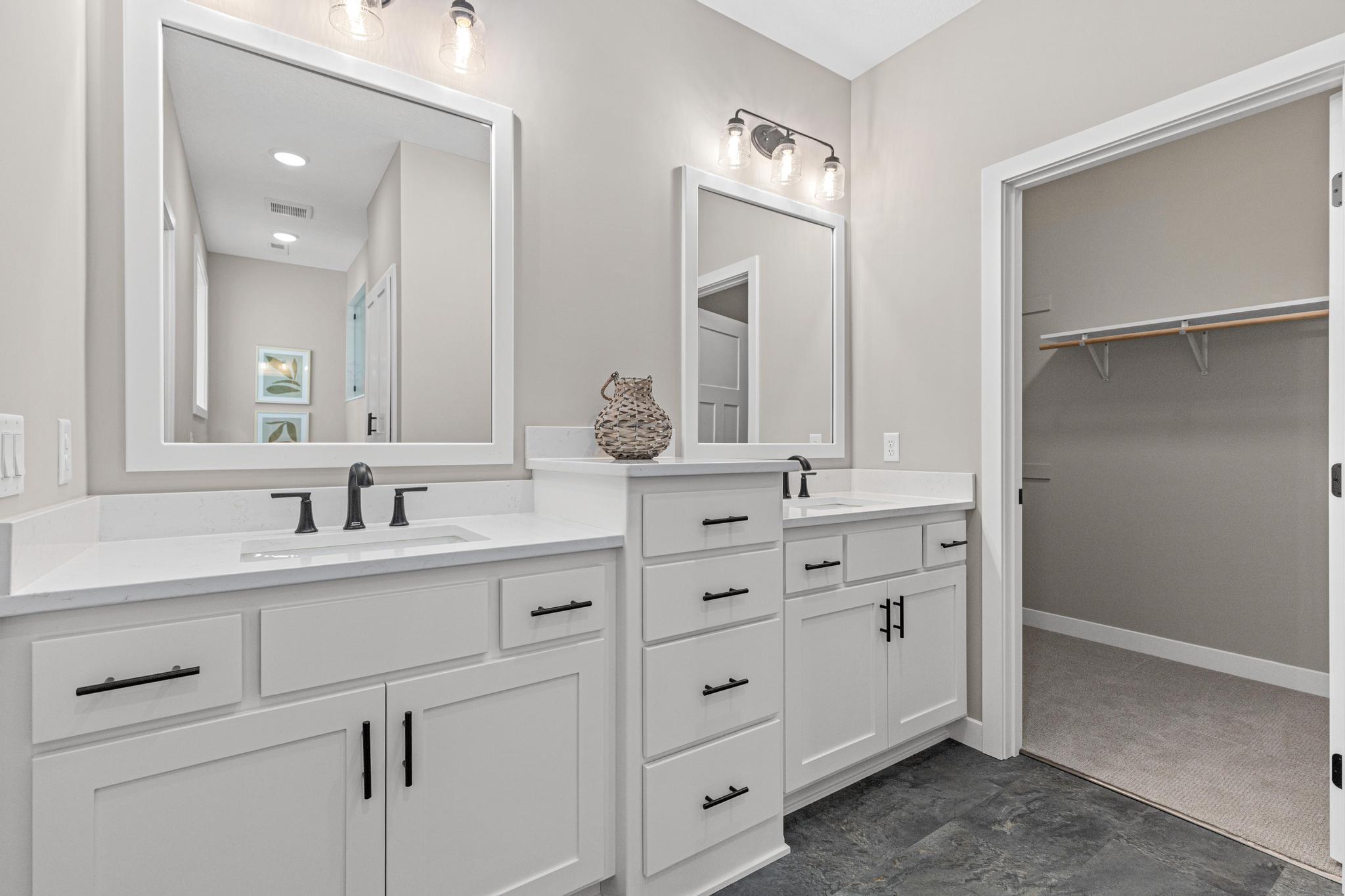 21936 Willys Street Ne Property Photo 17