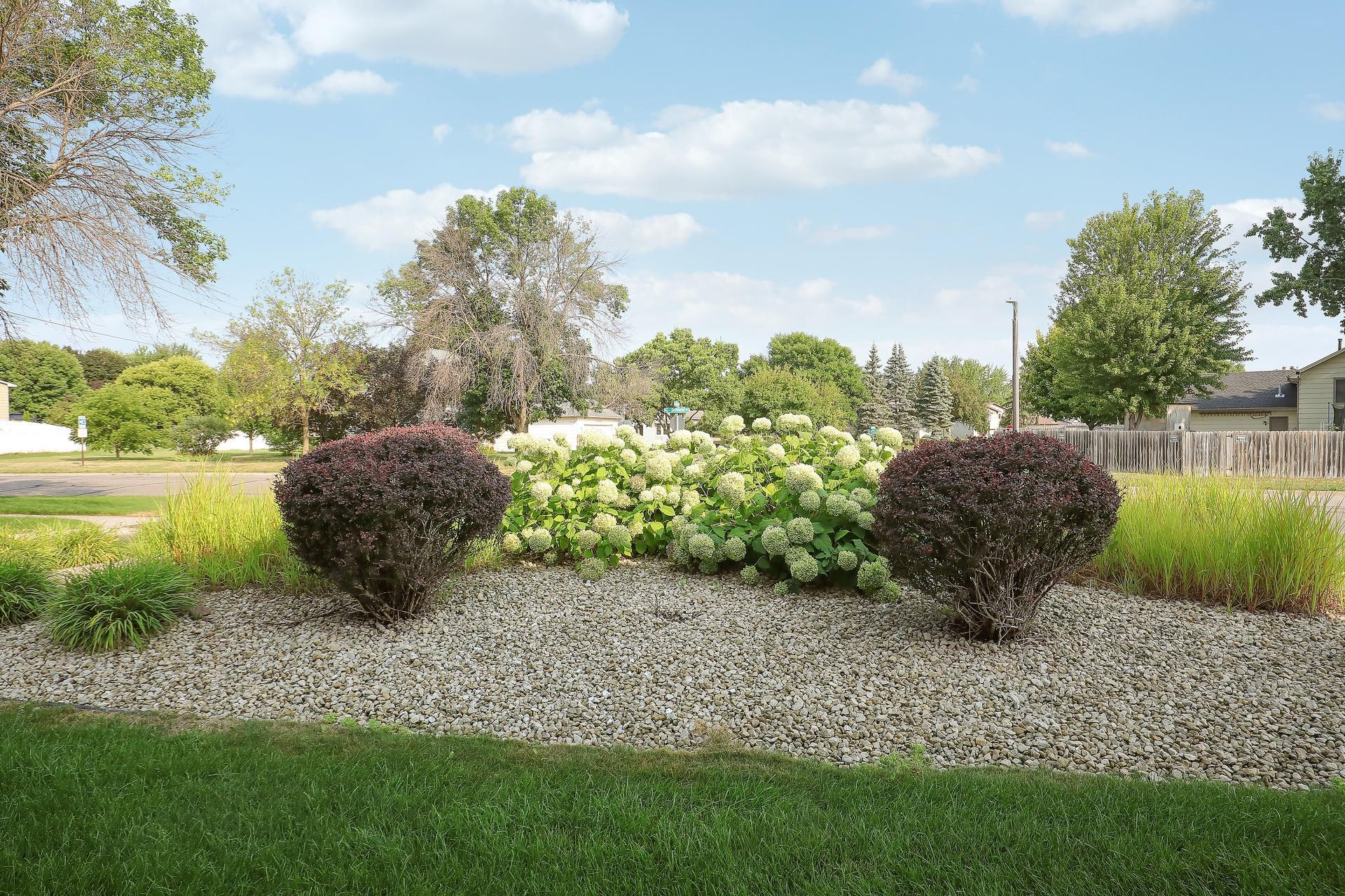 11139 Edgewood Circle N Property Photo 35