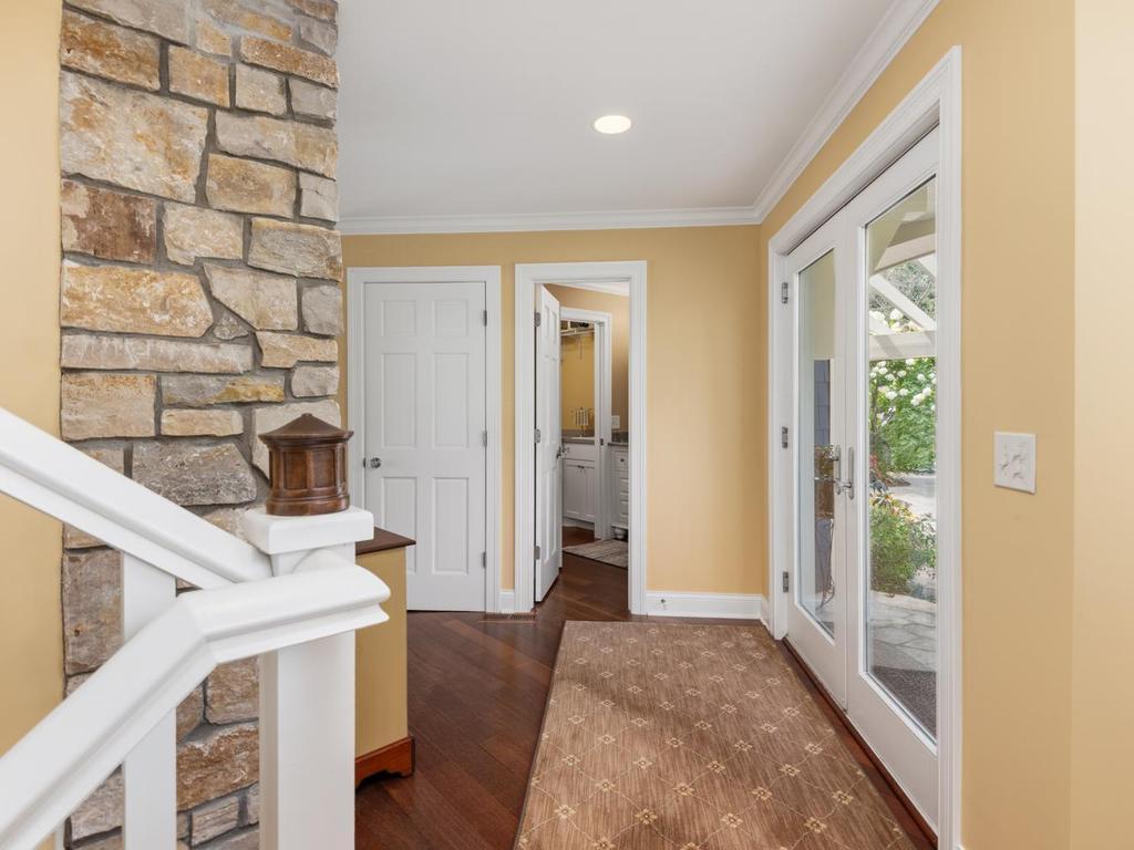 1310 Spruce Place Property Photo 18