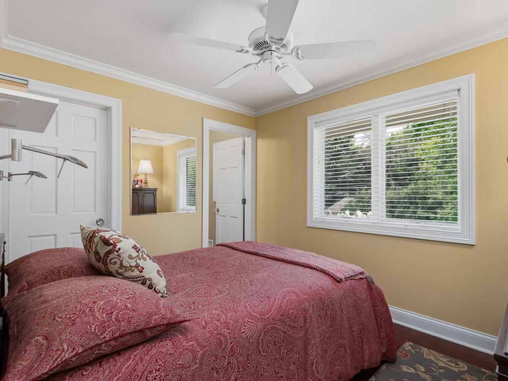 1310 Spruce Place Property Photo 25